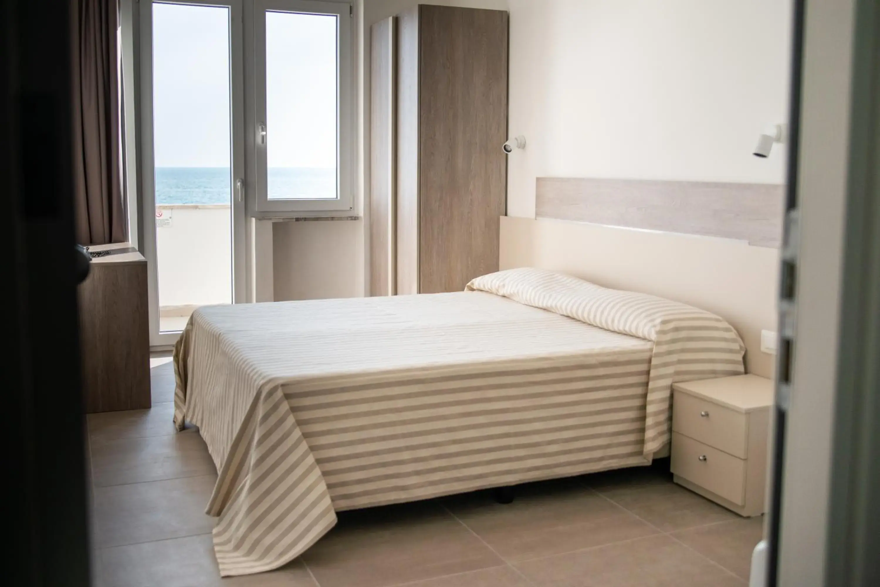 Family Room with Sea View in Blu Hotel Family Room with Sea View in Blu Hotel