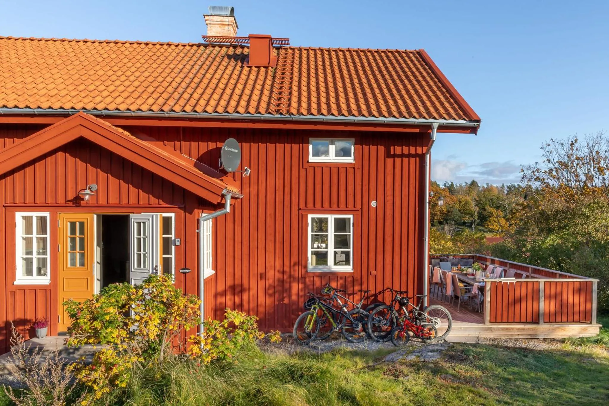 Bergs Gård & Hållsvikens Gård