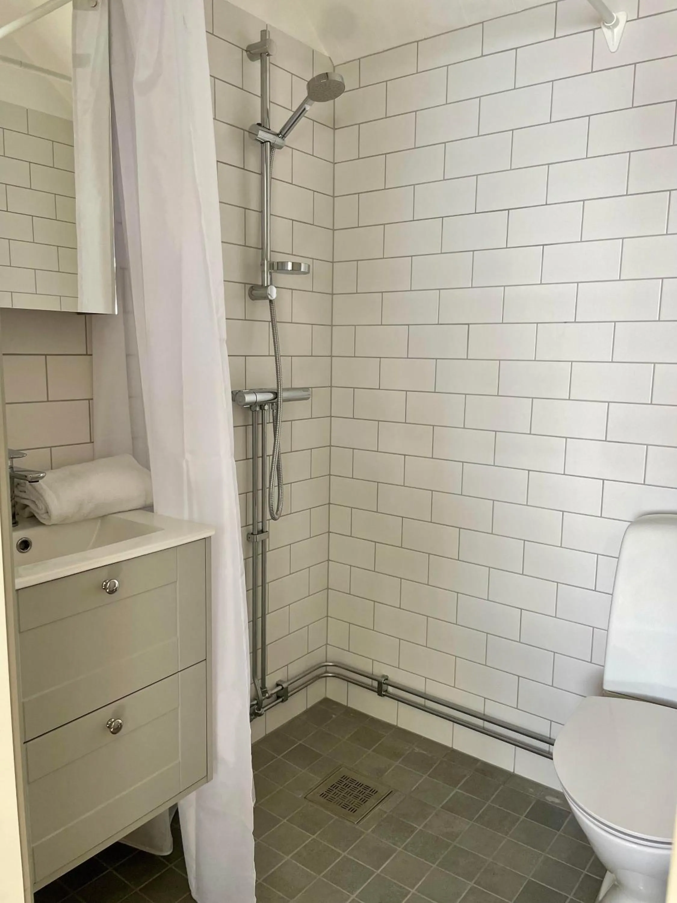 Bergs Gård & Hållsvikens Gård