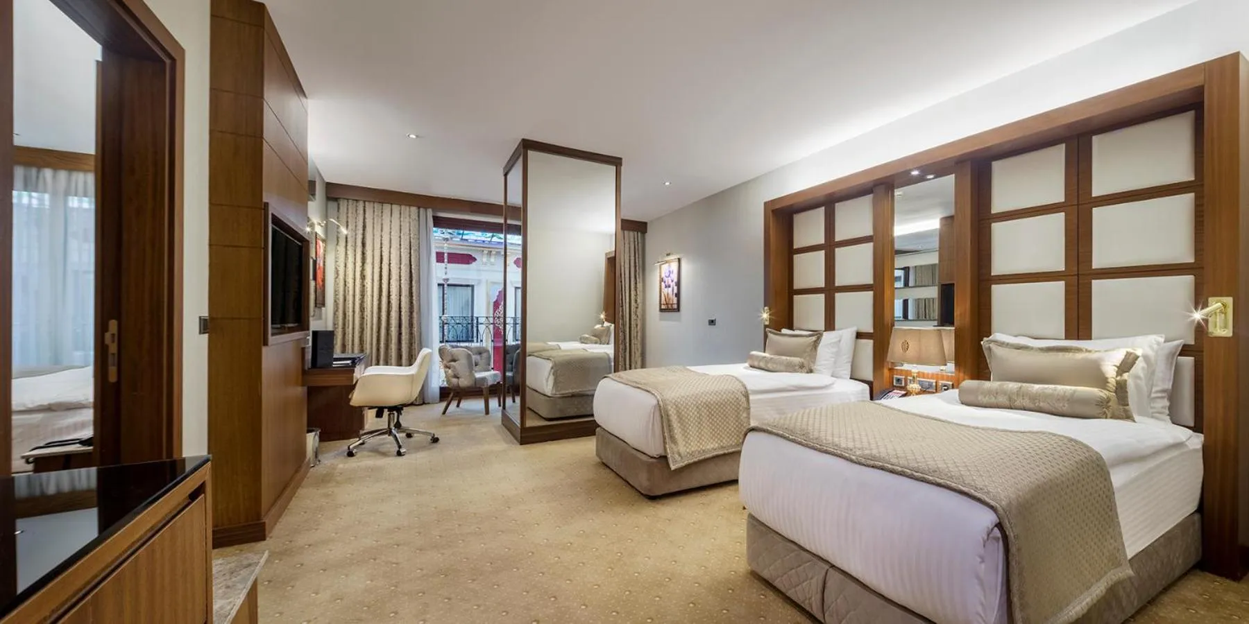 Bed in Grand Millennium Konya