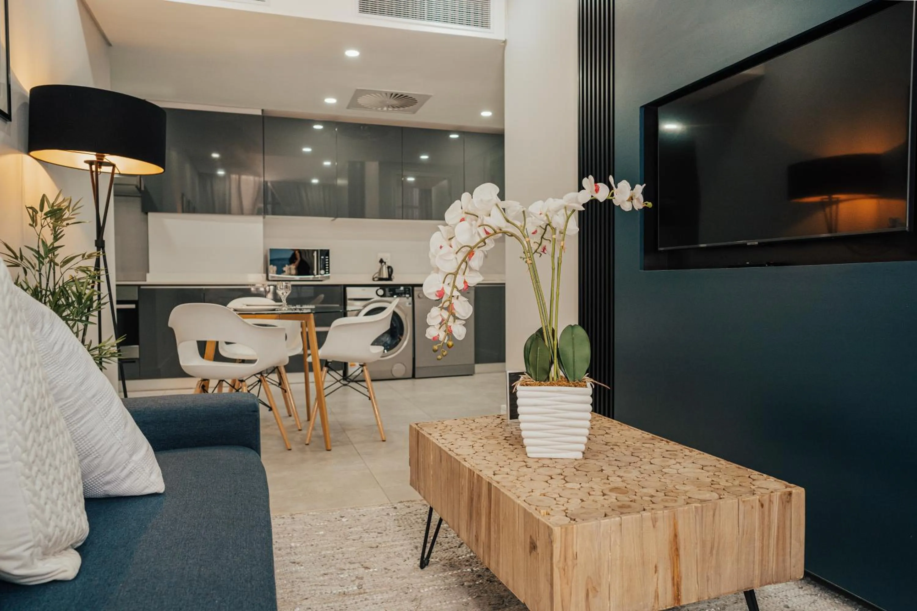 Reserved Suites Illovo