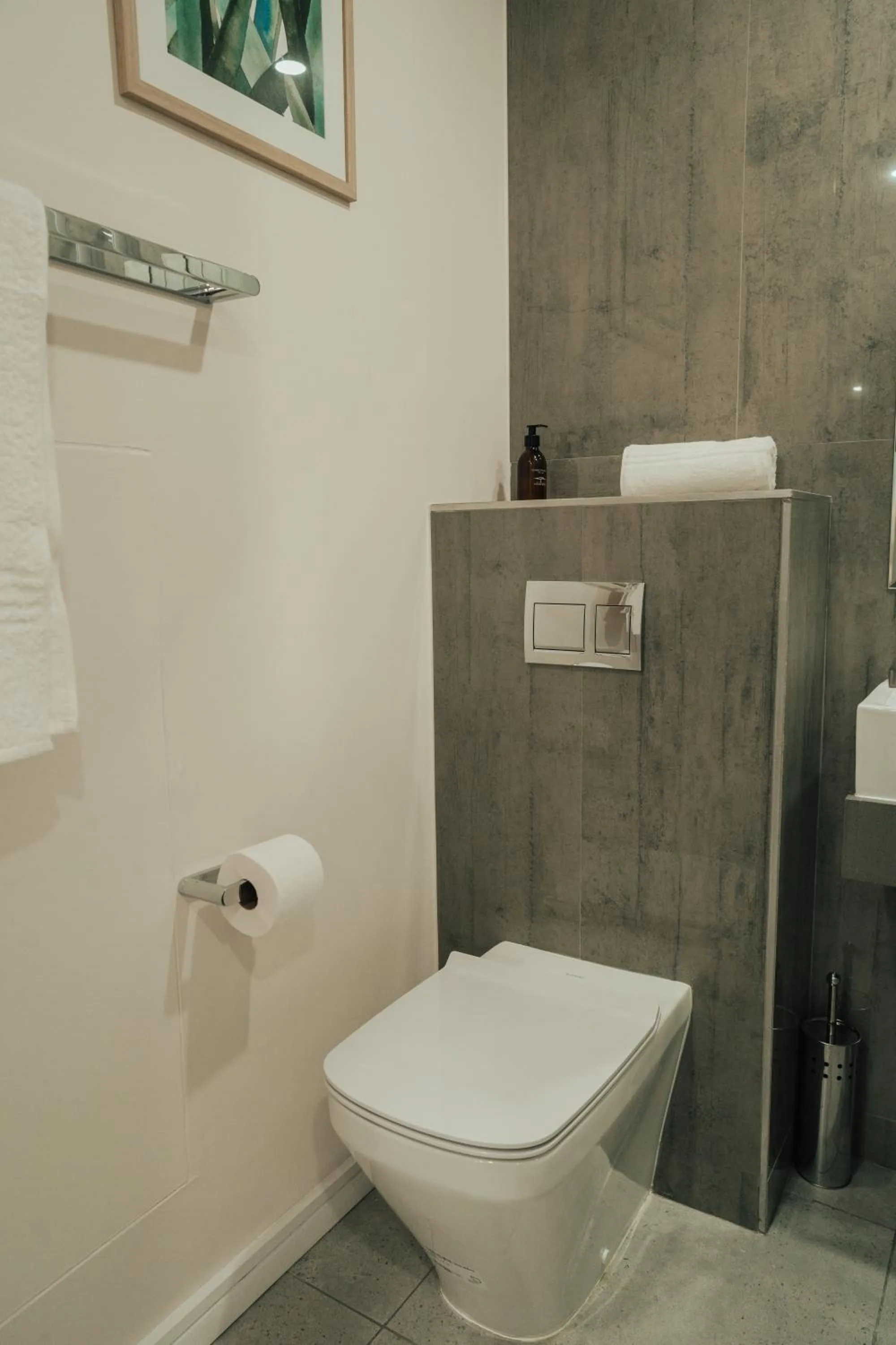 Bathroom in Reserved Suites Illovo