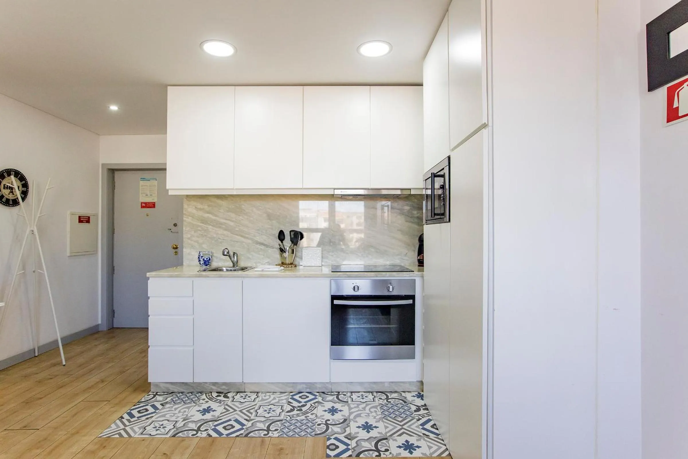 1BR Flat in Trindade w/ AC by metro station