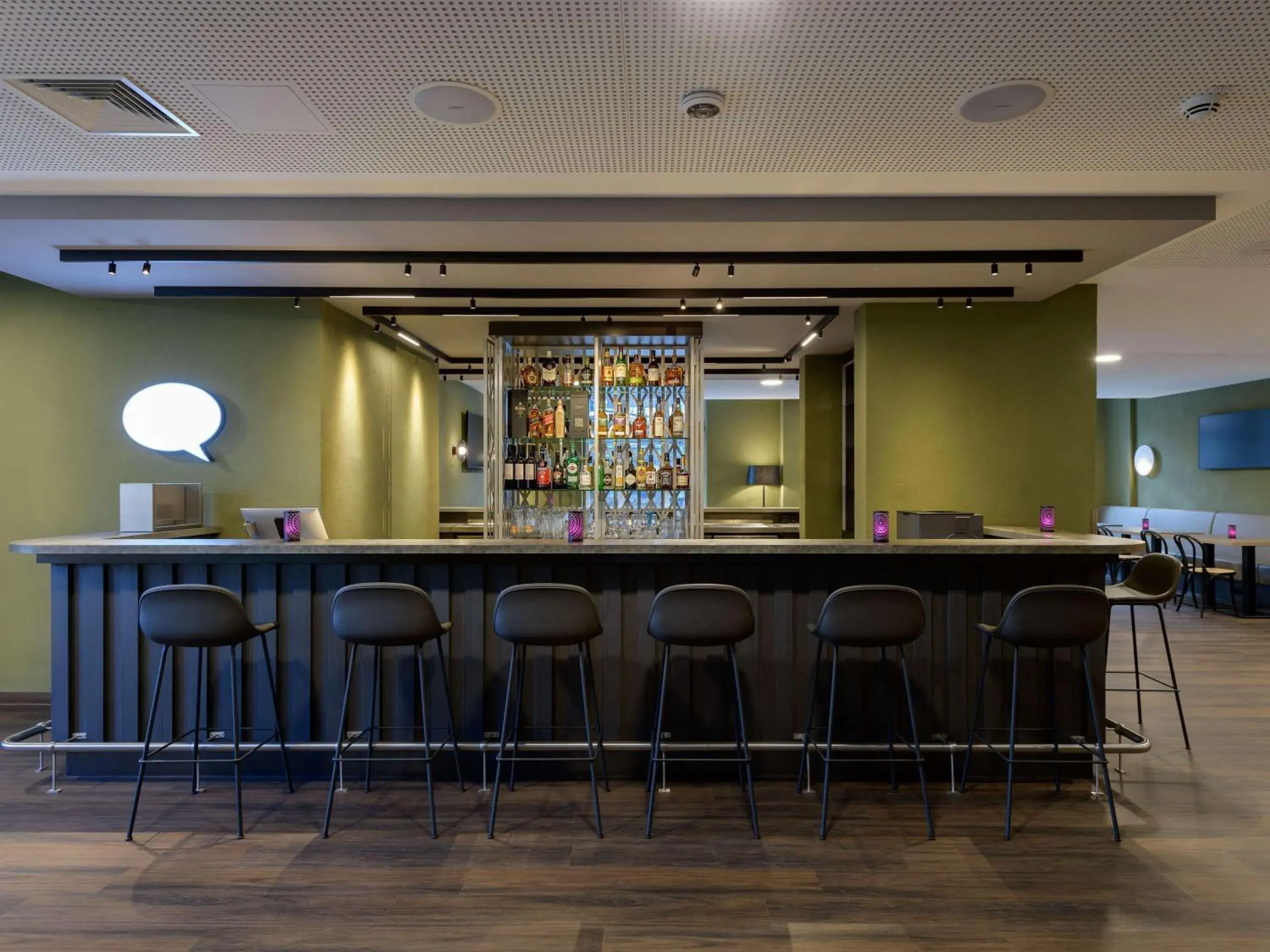Lounge or bar in ibis Styles Coburg Lounge or bar in ibis Styles Coburg