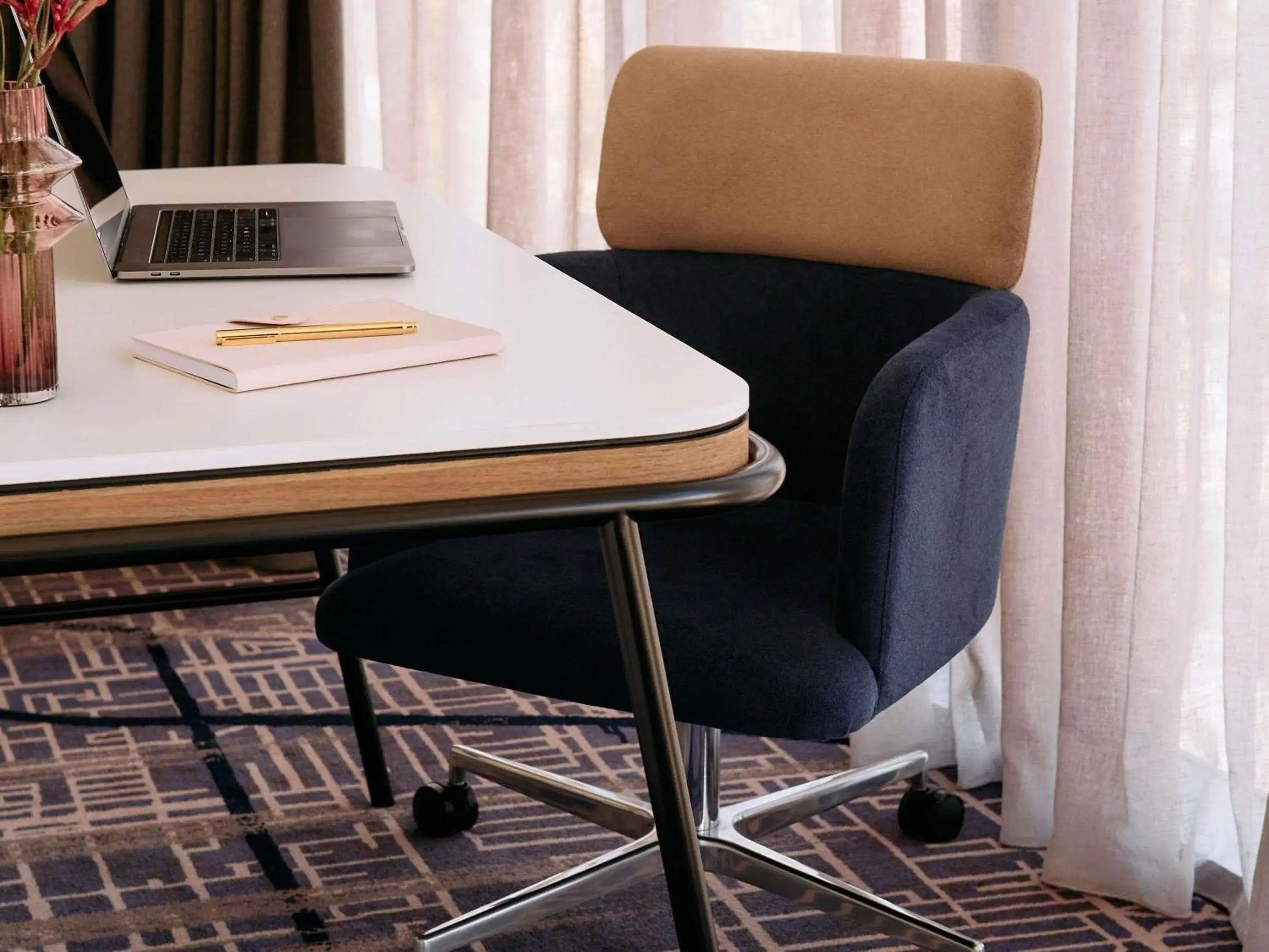 Bedroom in Mercure Melbourne Doncaster Bedroom in Mercure Melbourne Doncaster