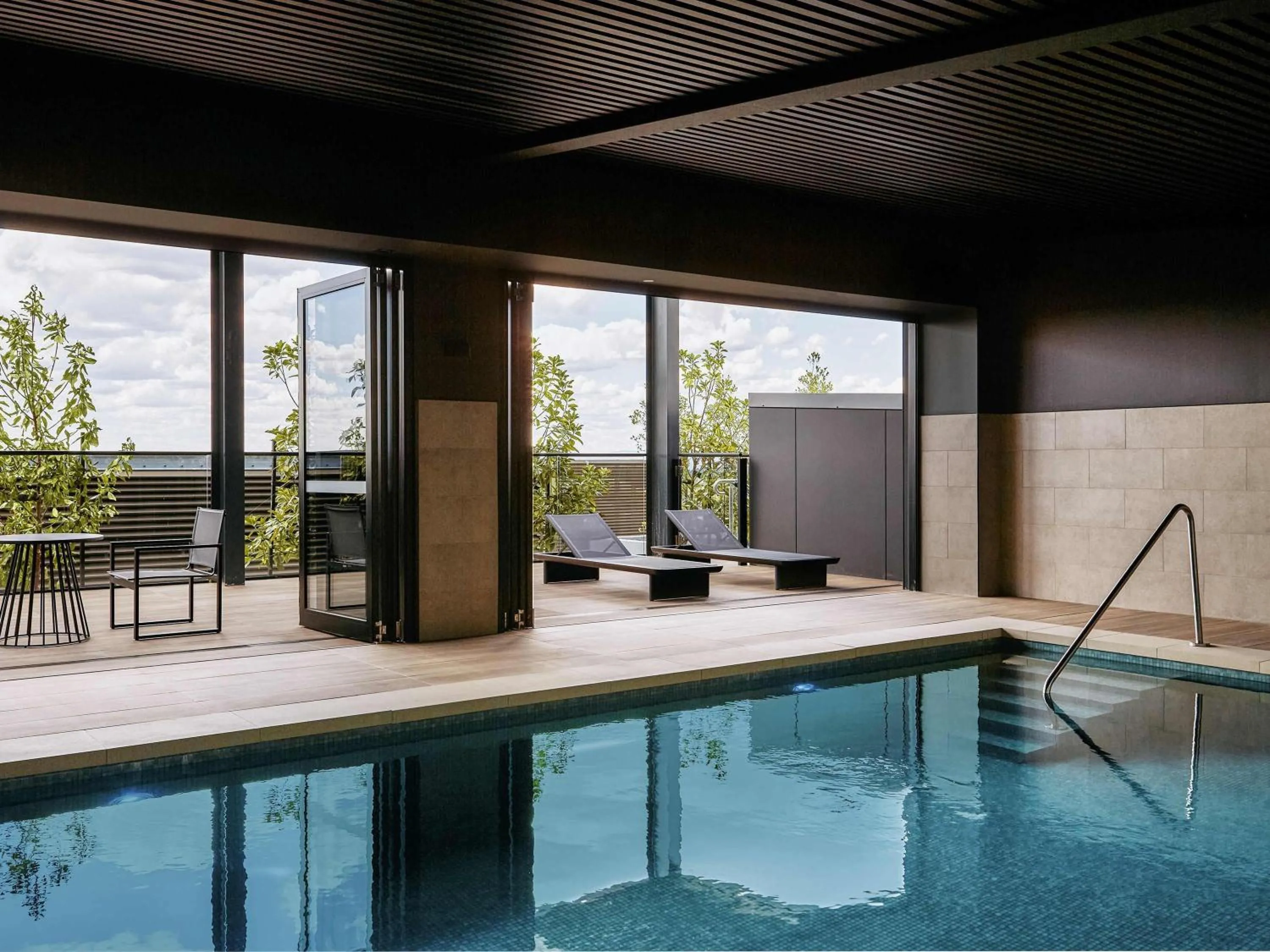 Property building in Mercure Melbourne Doncaster