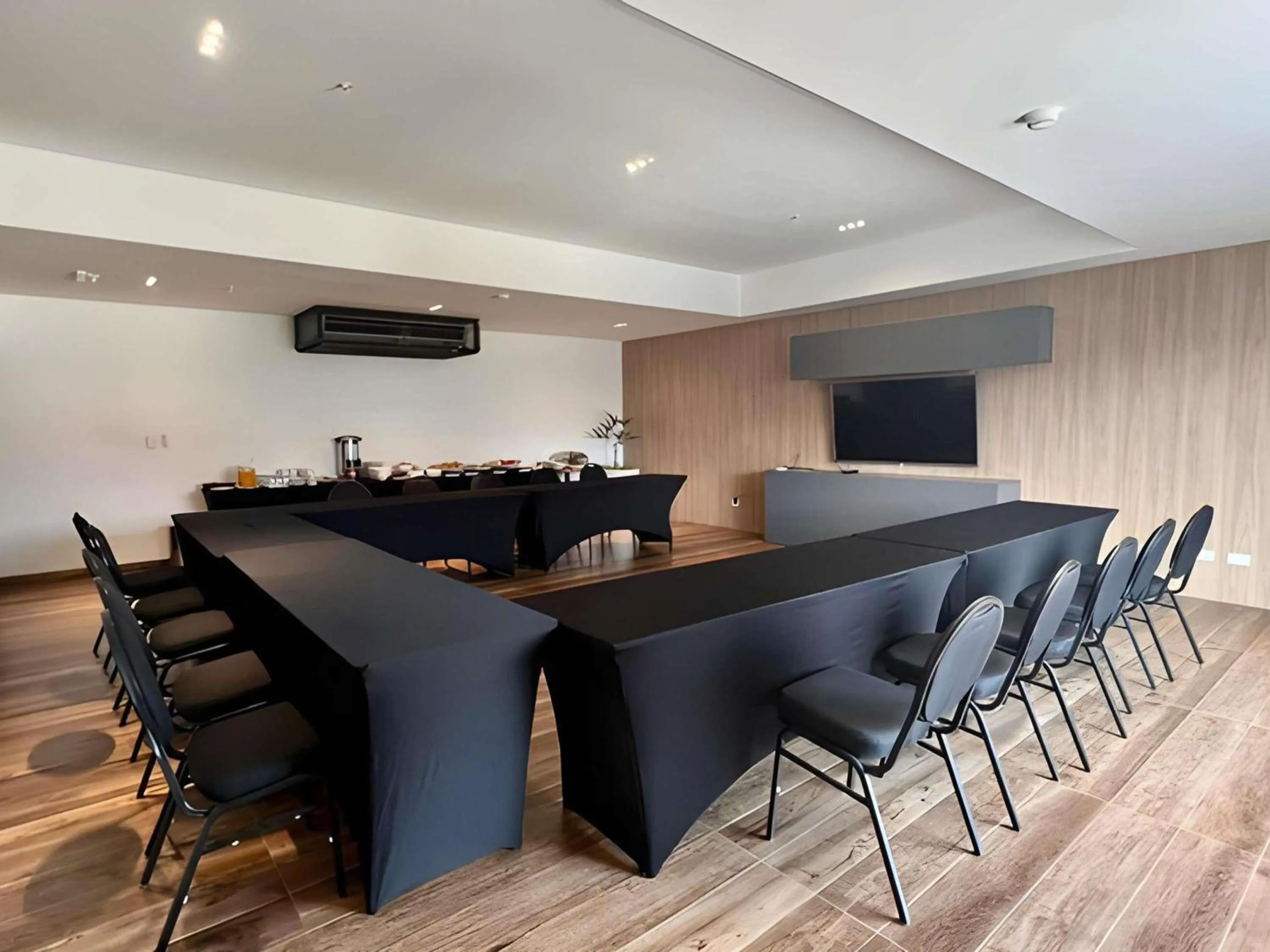 Meeting/conference room in Novotel Santa Cruz De La Sierra