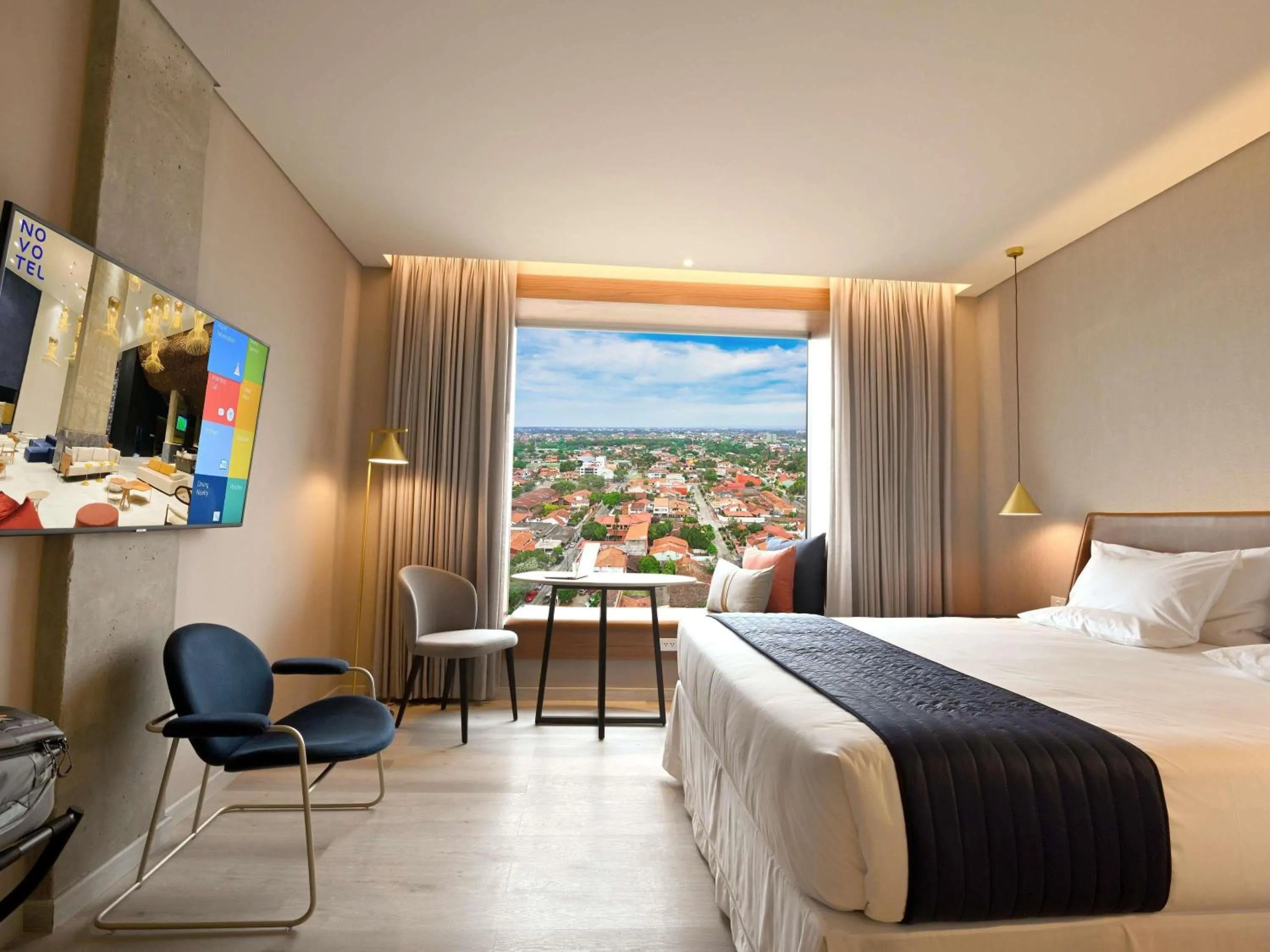 Bedroom, Bed in Novotel Santa Cruz De La Sierra