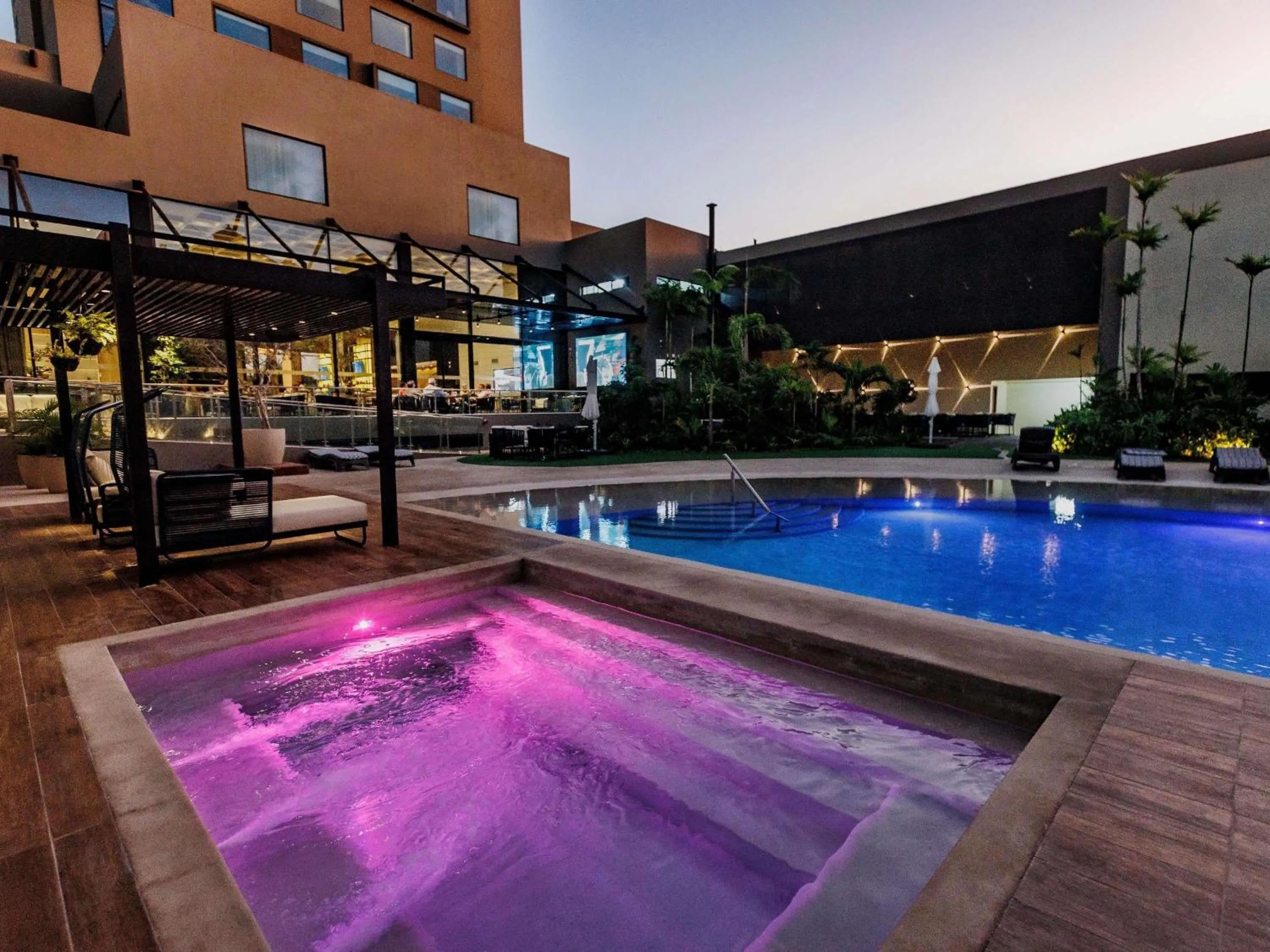 Pool view in Novotel Santa Cruz De La Sierra