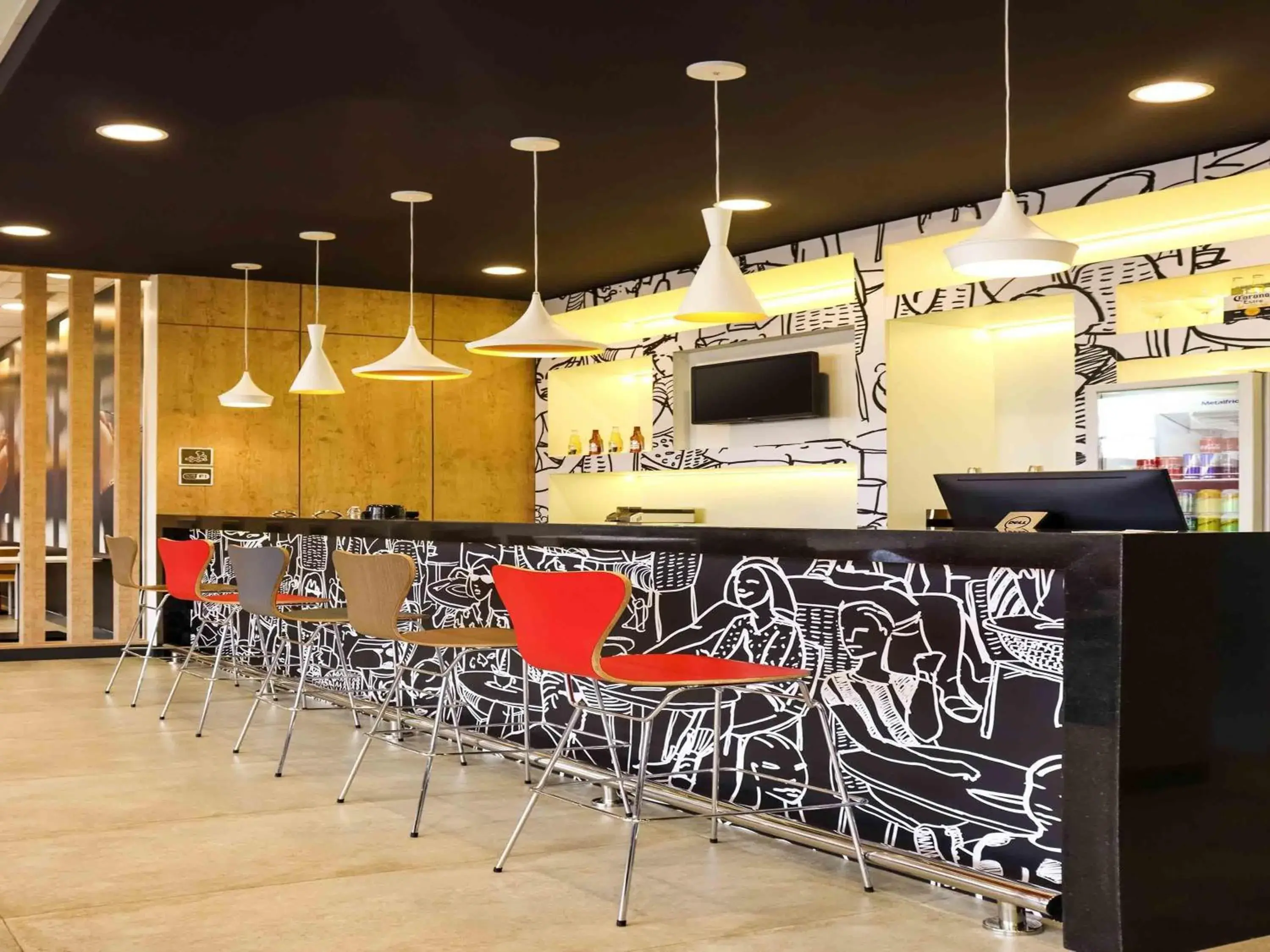 Lounge or bar in Ibis Guaxupe Lounge or bar in Ibis Guaxupe