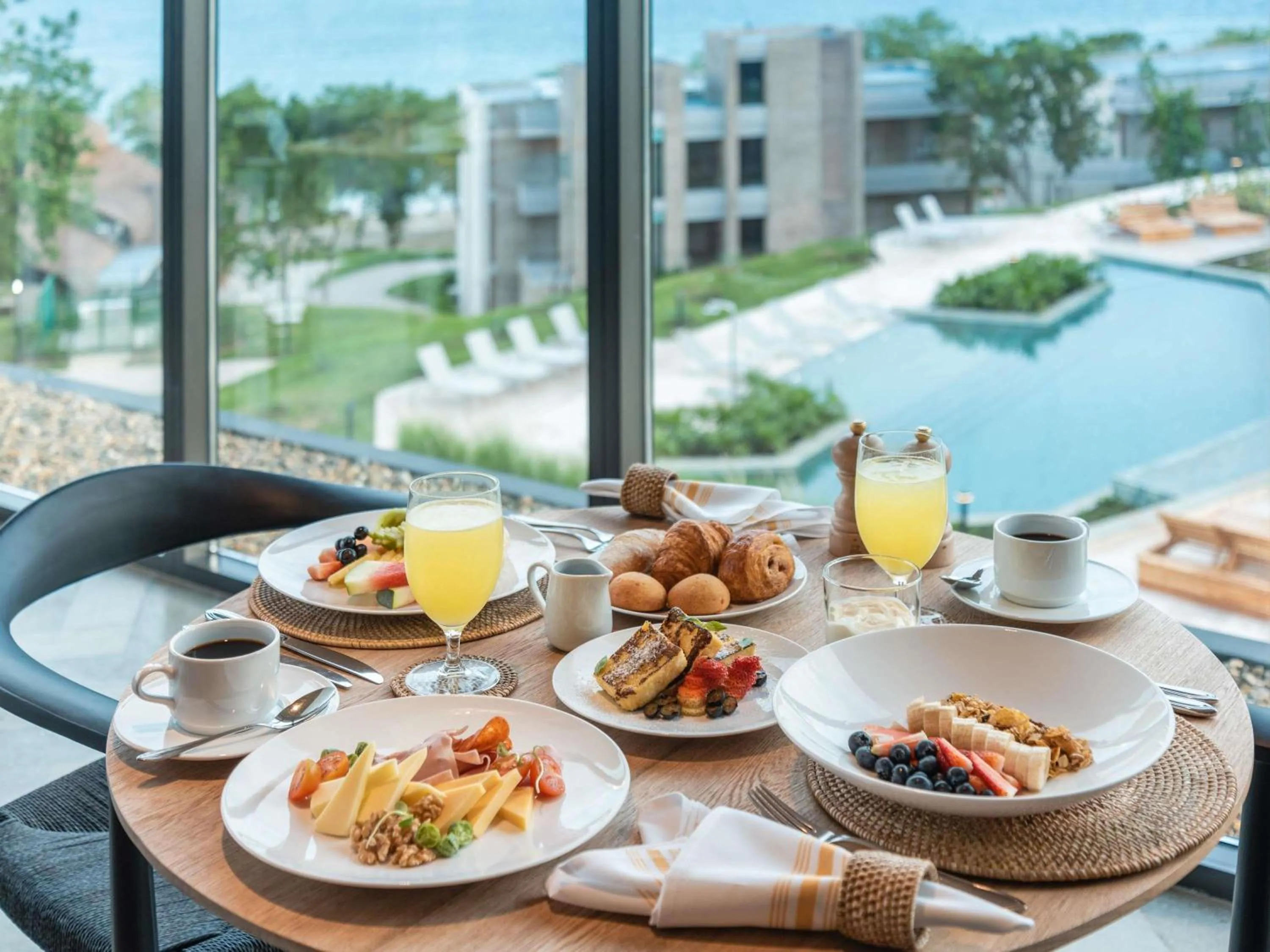 Restaurant/places to eat in Sofitel Barú Cartagena