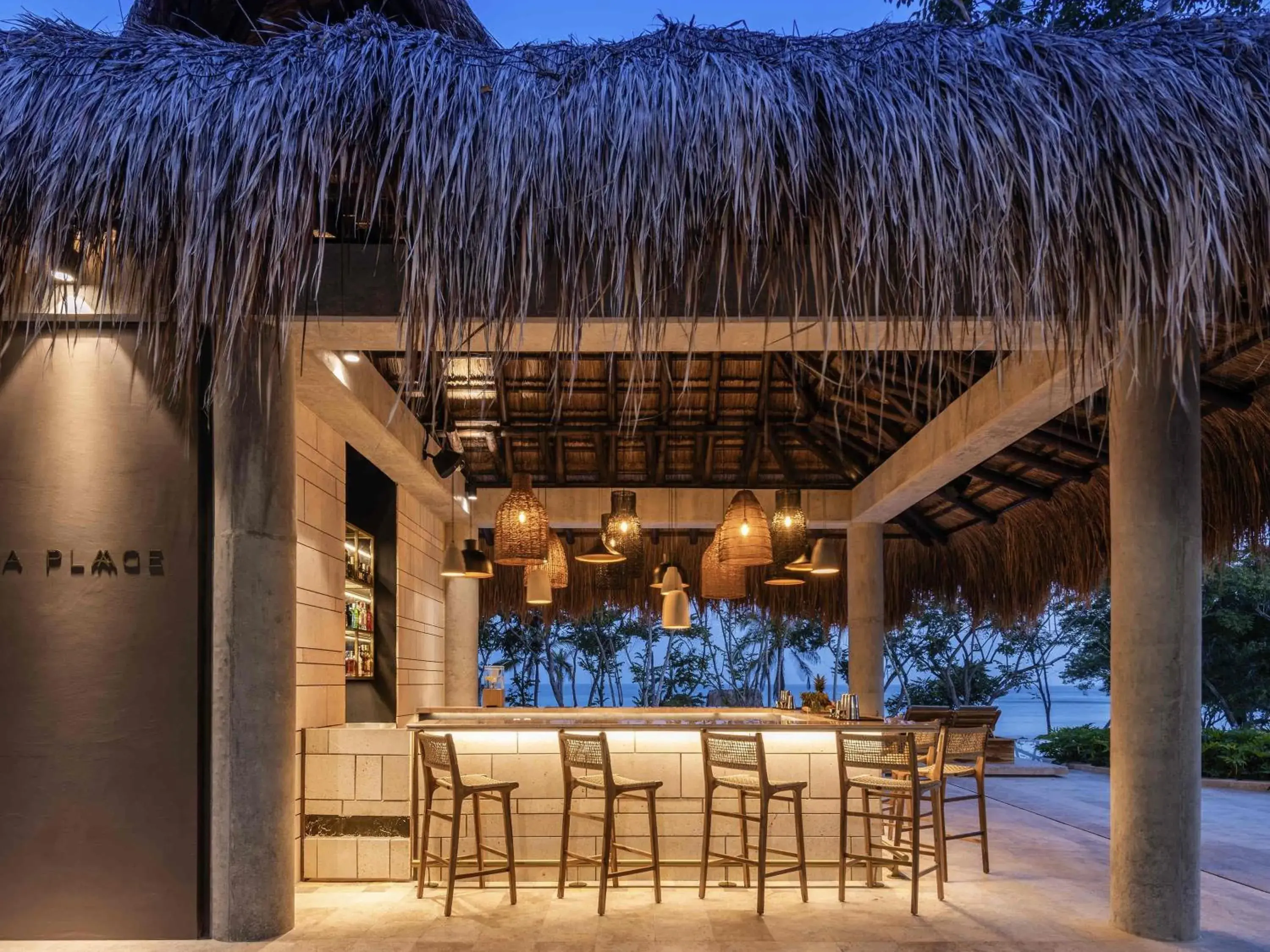 Lounge or bar in Sofitel Barú Cartagena Lounge or bar in Sofitel Barú Cartagena