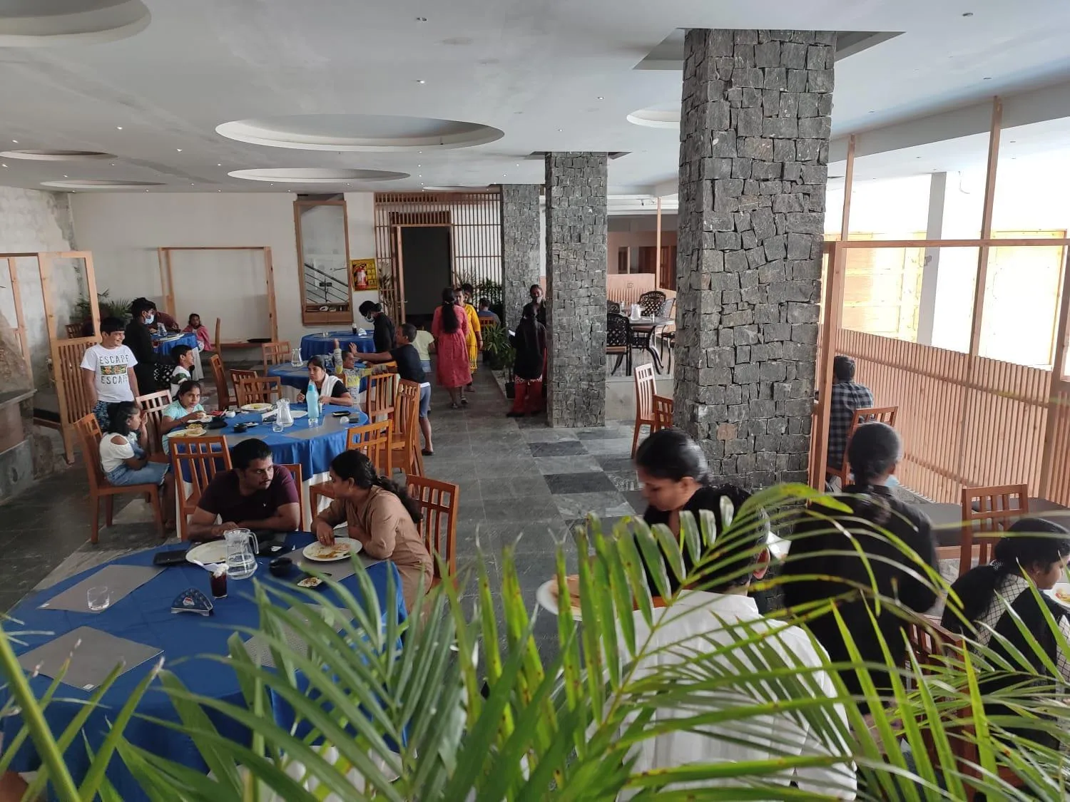 Restaurant/places to eat in MERIDIAN HILL TOP YERCAUD