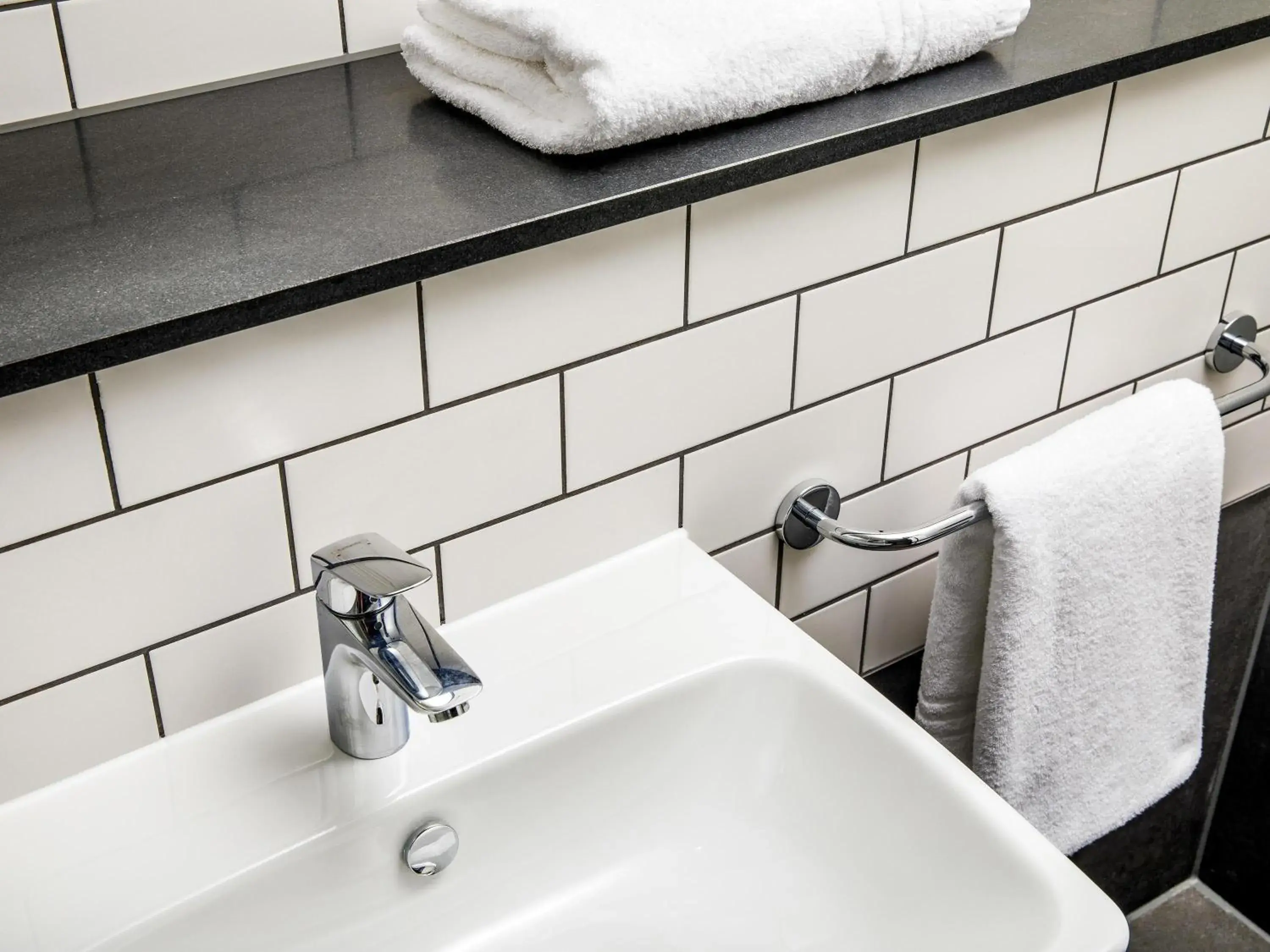 Suite - Disability Access in ibis Nova Serrana Suite - Disability Access in ibis Nova Serrana