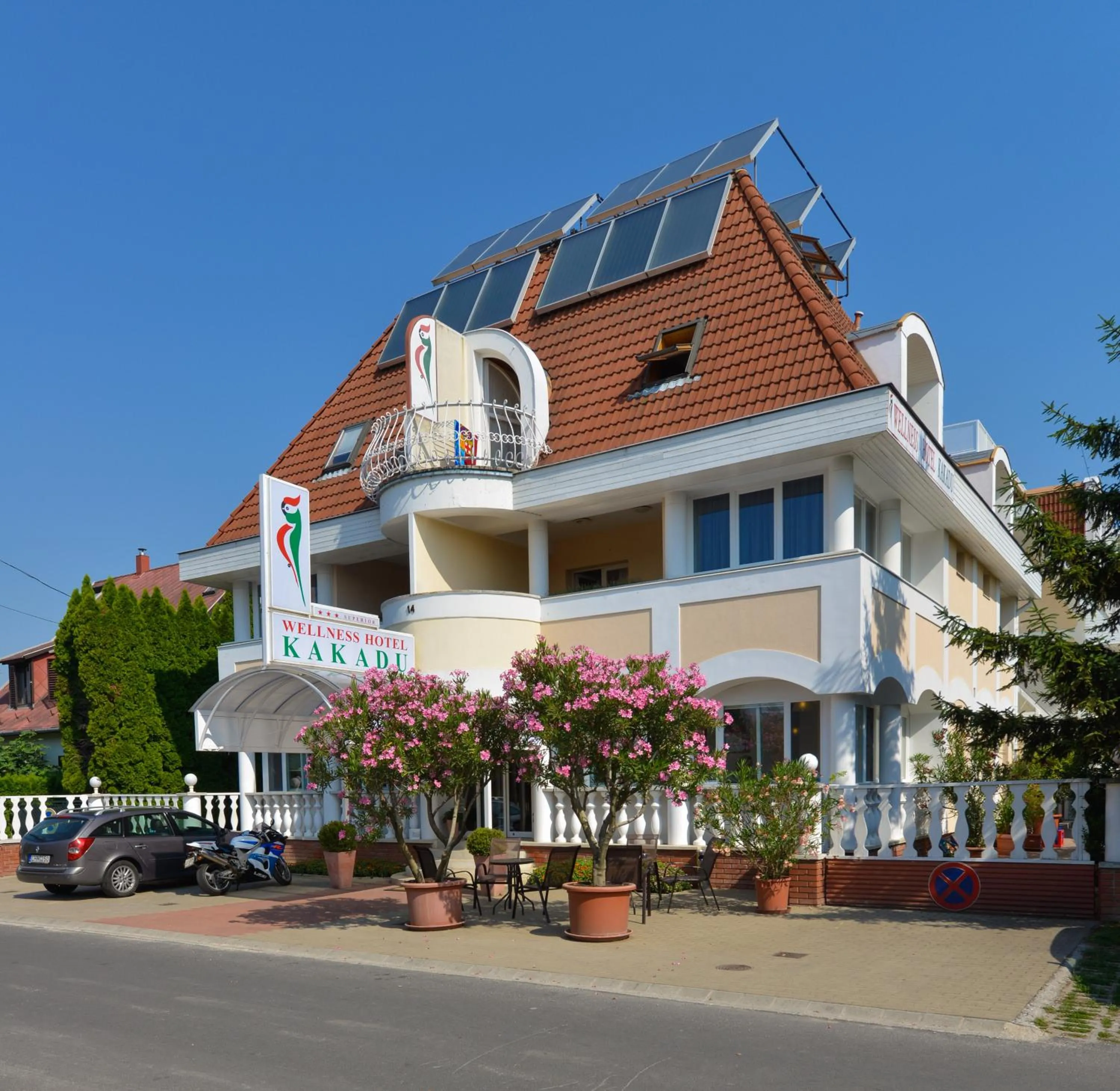 Facade/entrance in Wellness Hotel Kakadu