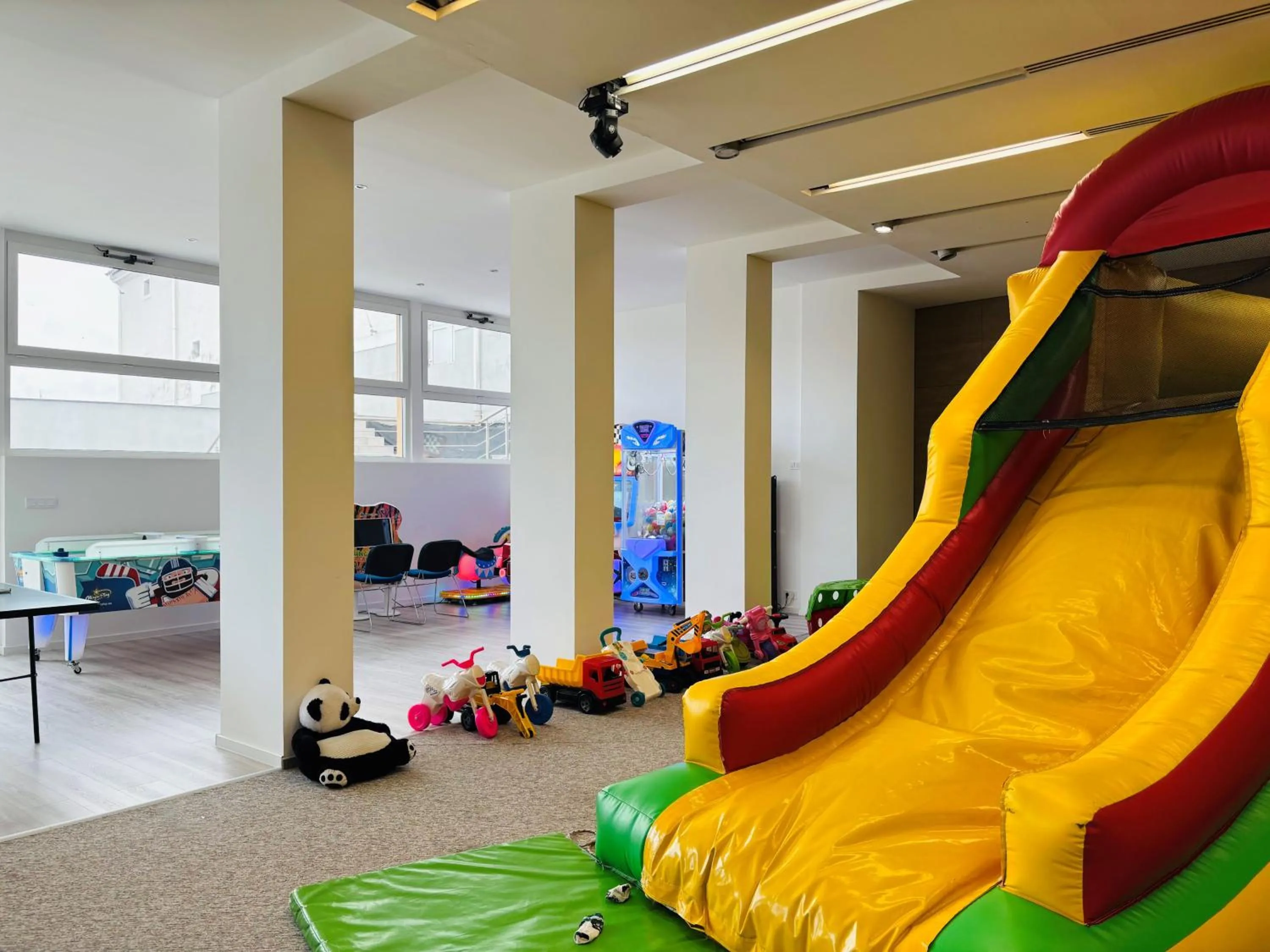 Game Room in CE Plaza Hotel