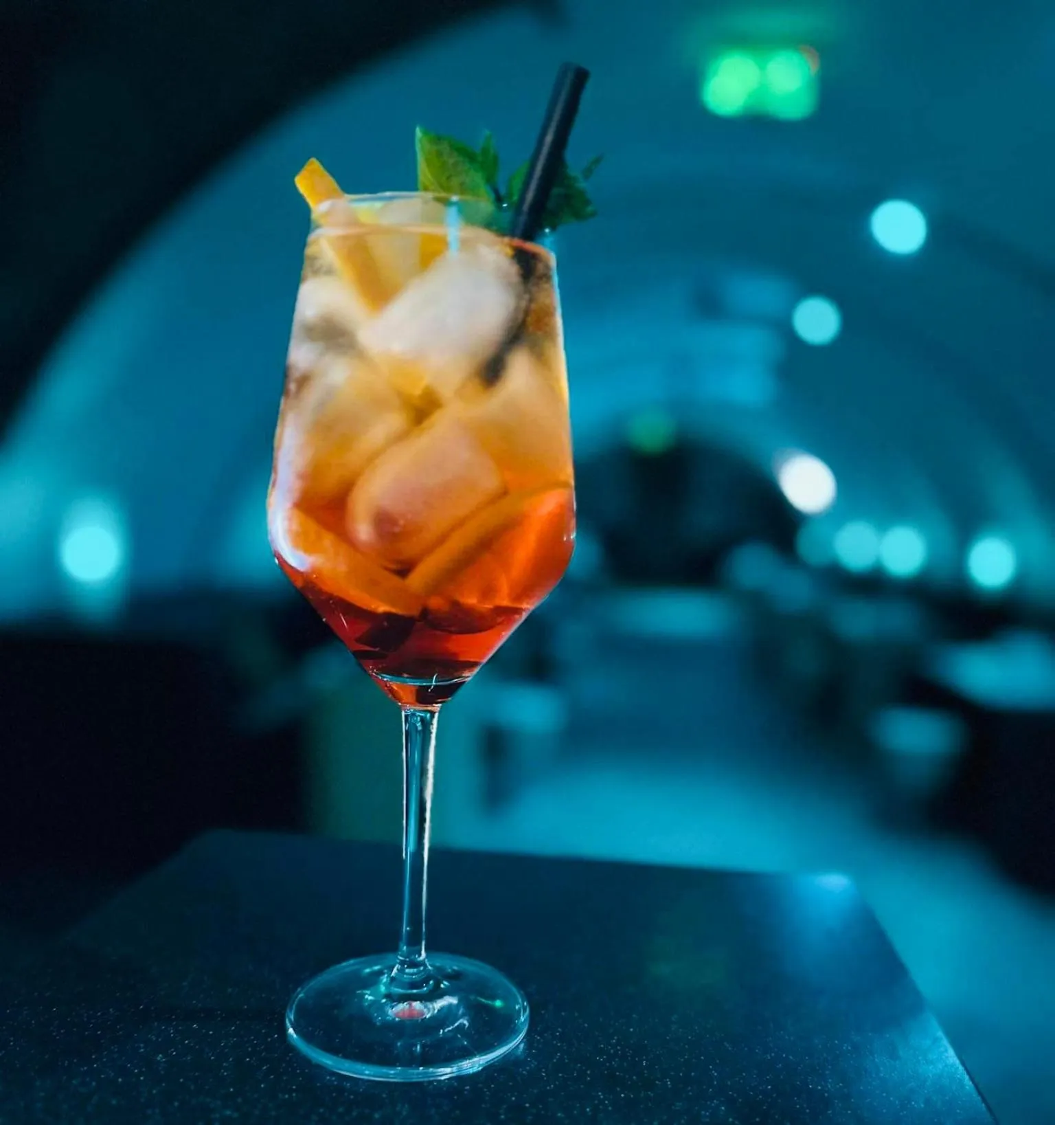 Nightclub / DJ in CE Plaza Hotel