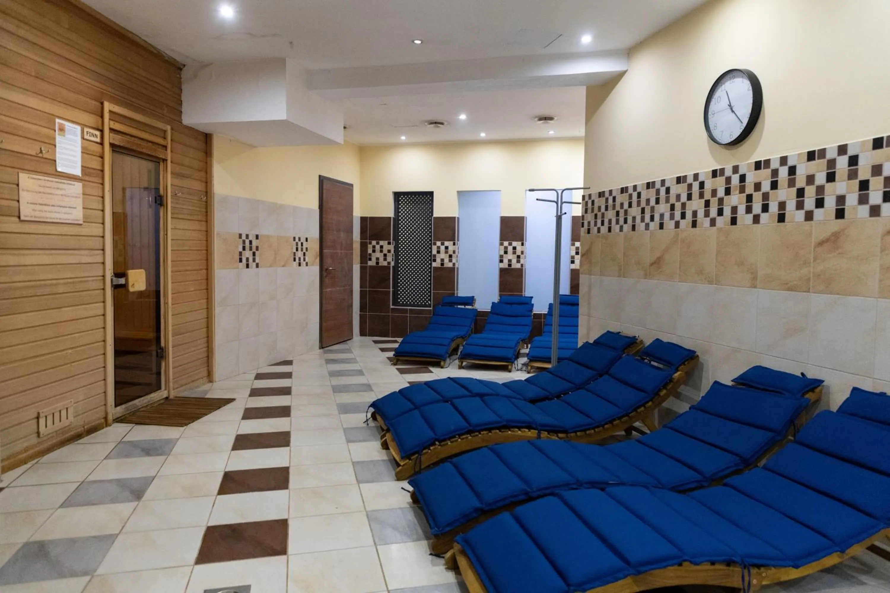Sauna in CE Plaza Hotel
