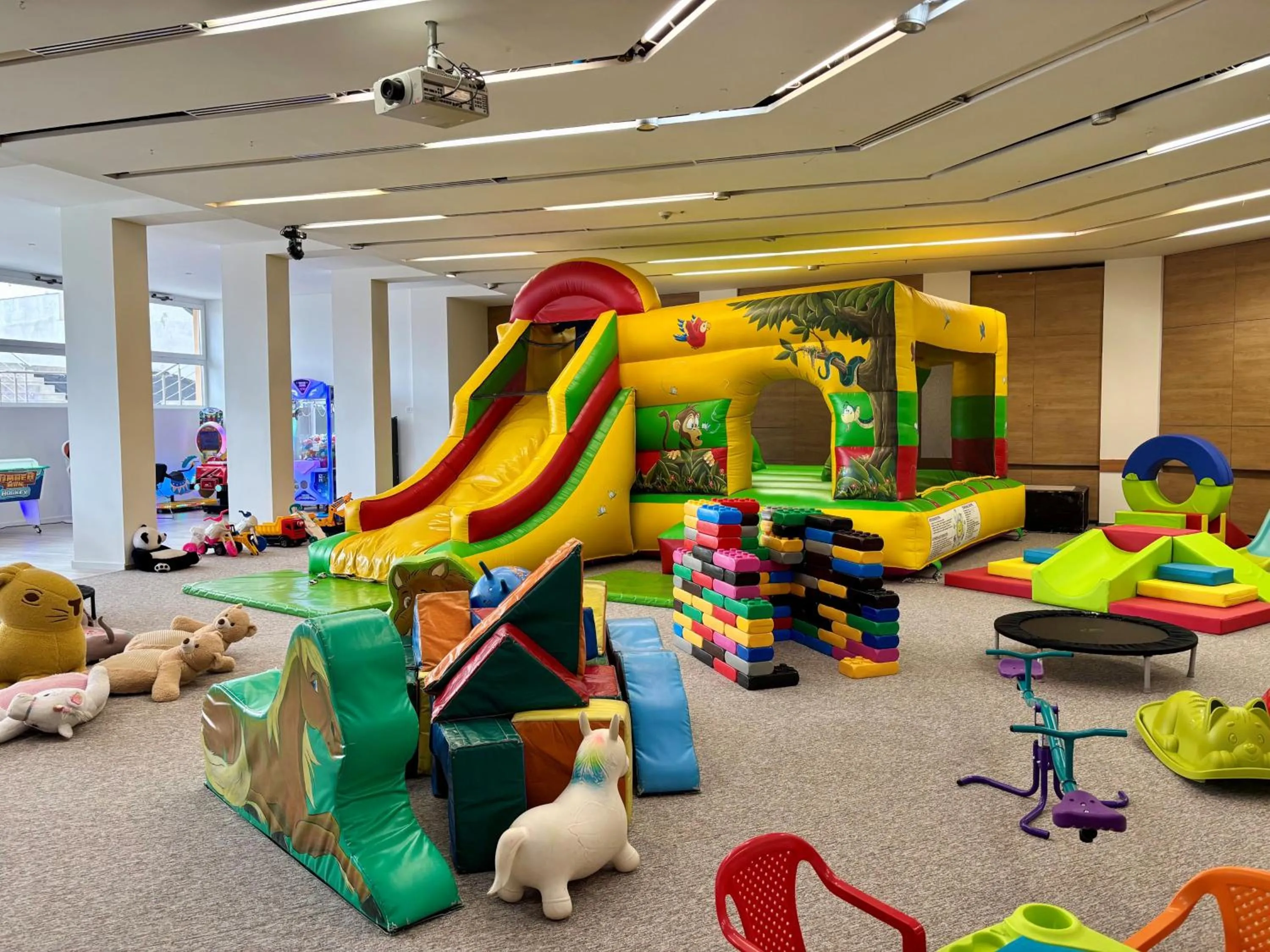 Game Room in CE Plaza Hotel