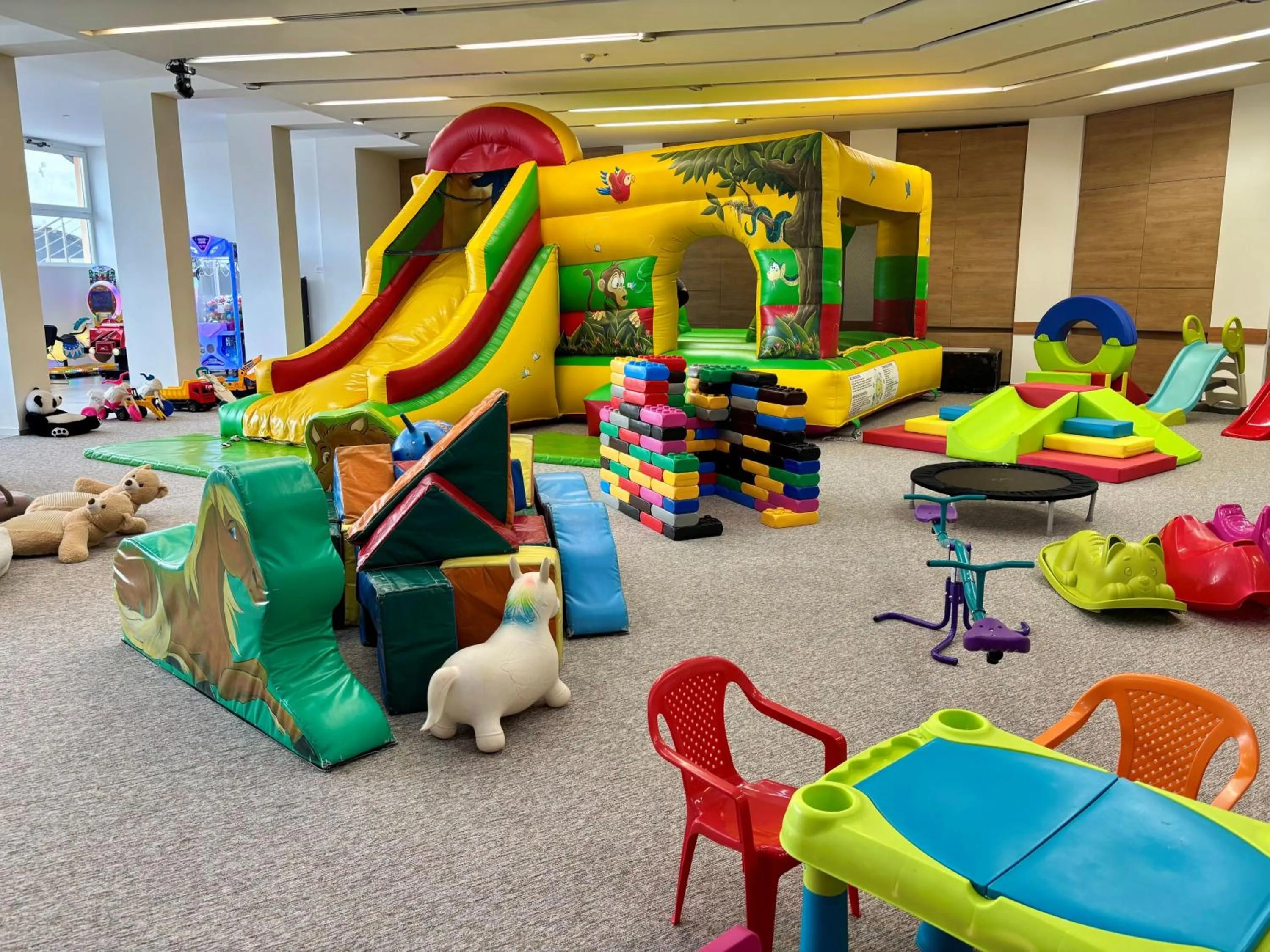 Game Room in CE Plaza Hotel