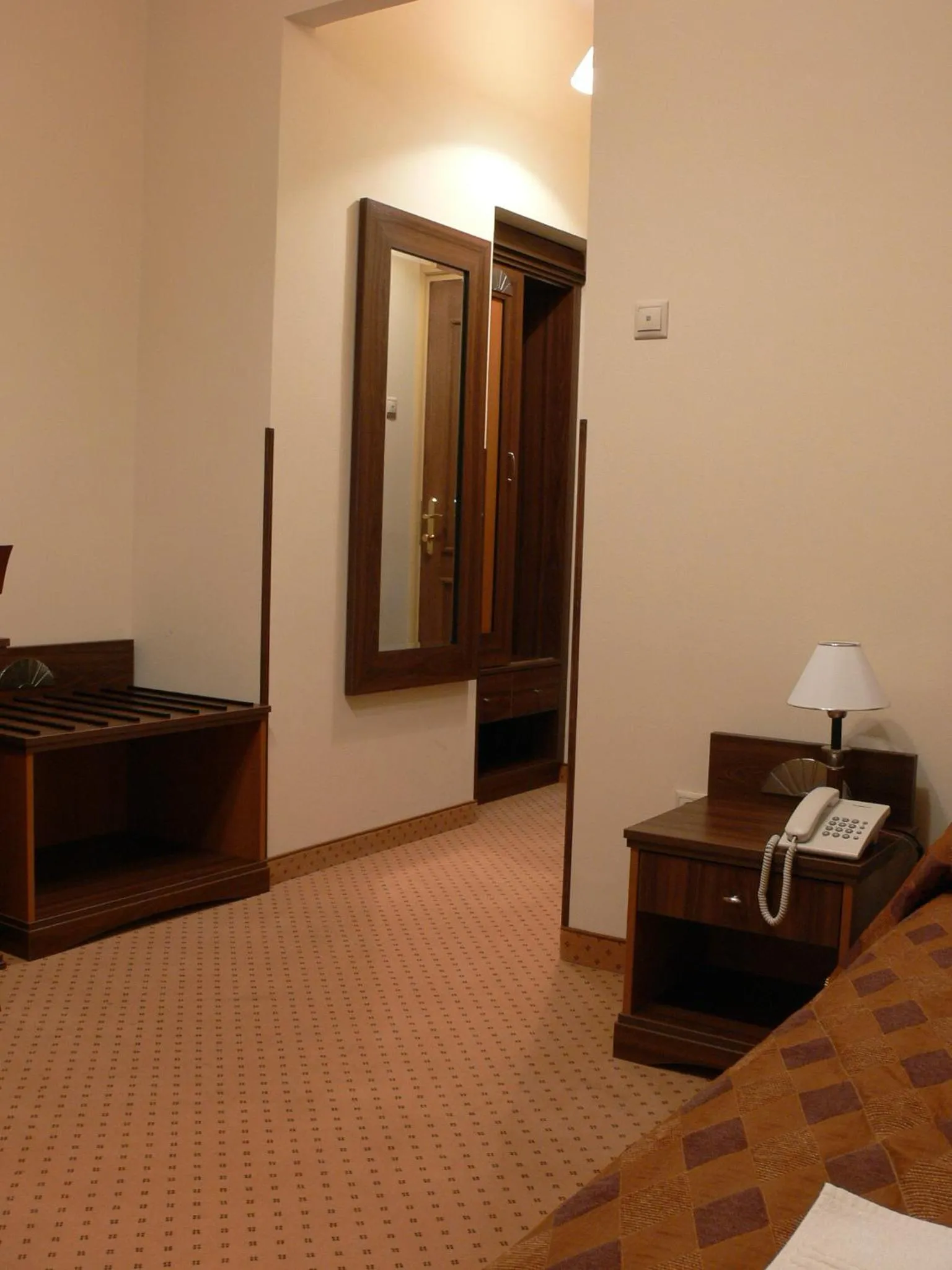 Area and facilities, Bed in Öreg Miskolcz Hotel