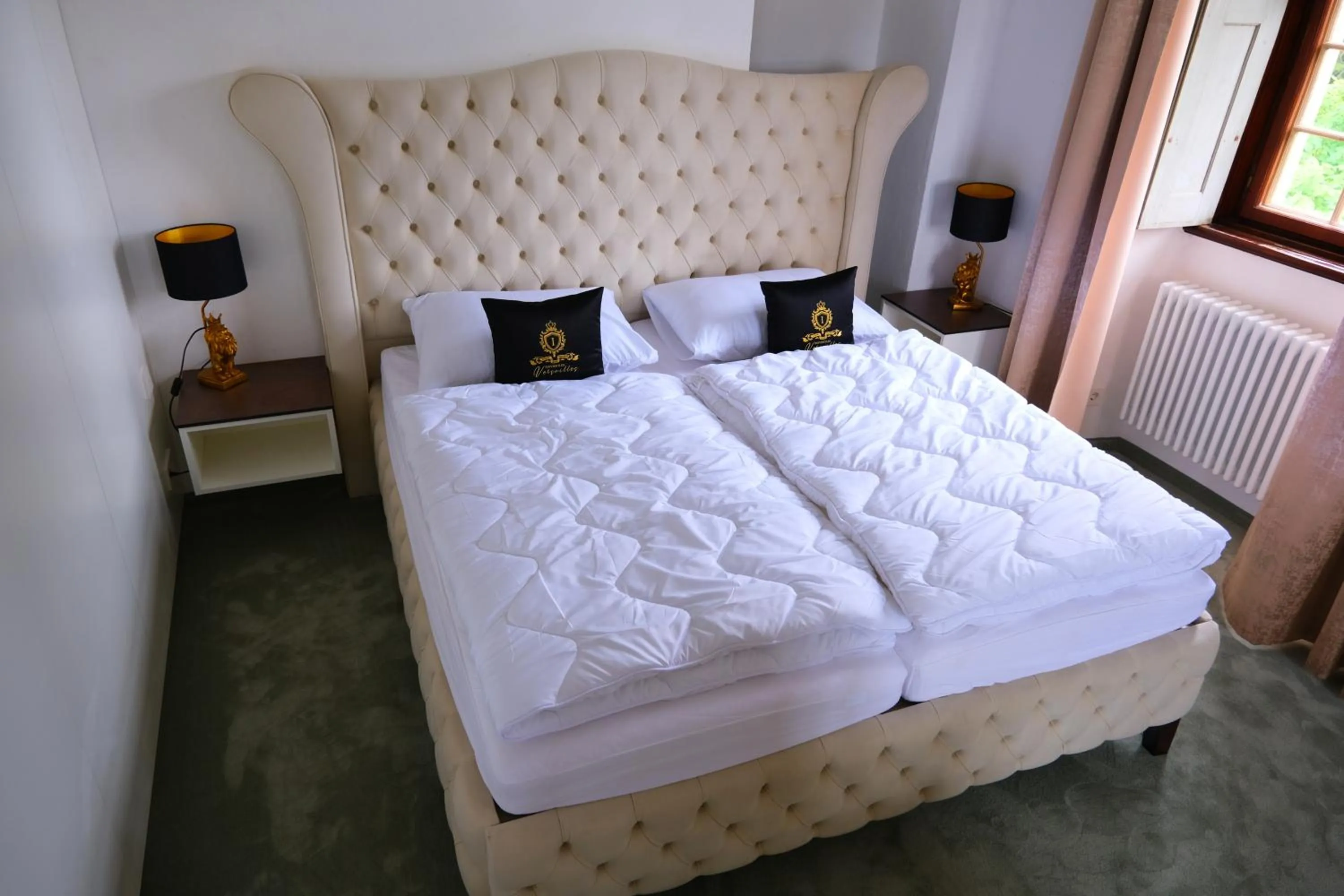 Bedroom, Bed in Innviertler Versailles