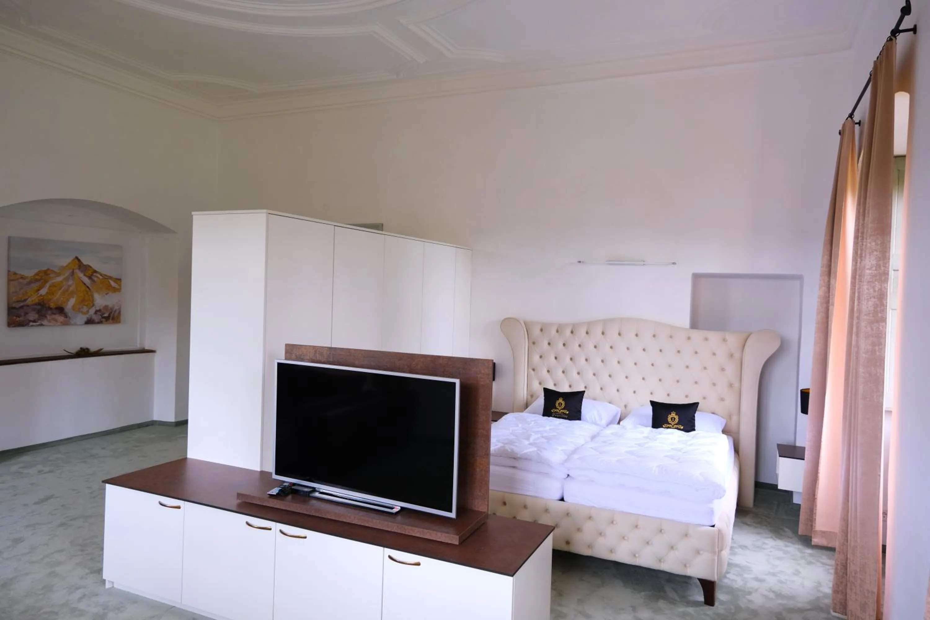 Bedroom, Bed in Innviertler Versailles