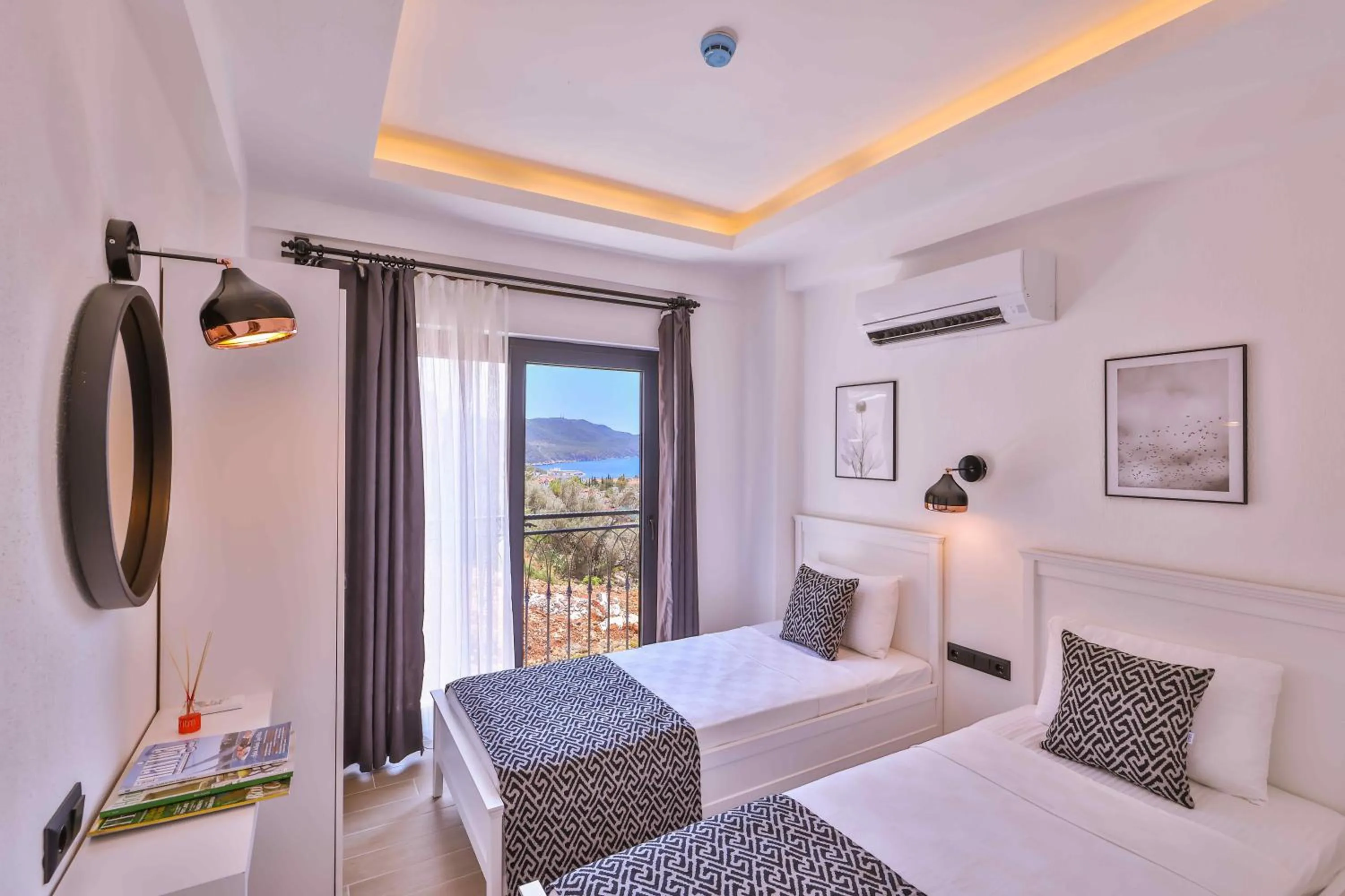 Bed in Lobelya Suites