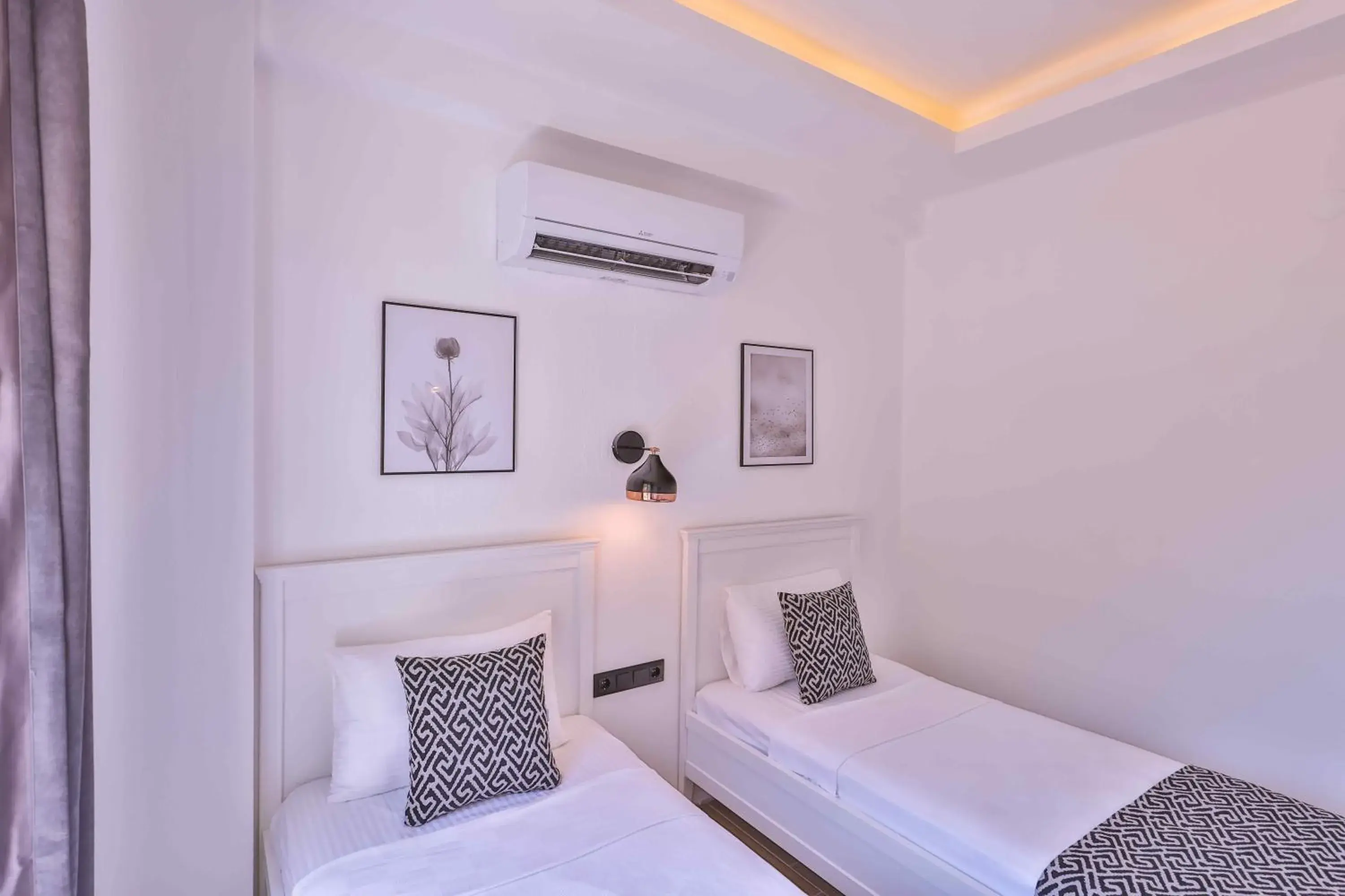 Bed in Lobelya Suites Bed in Lobelya Suites