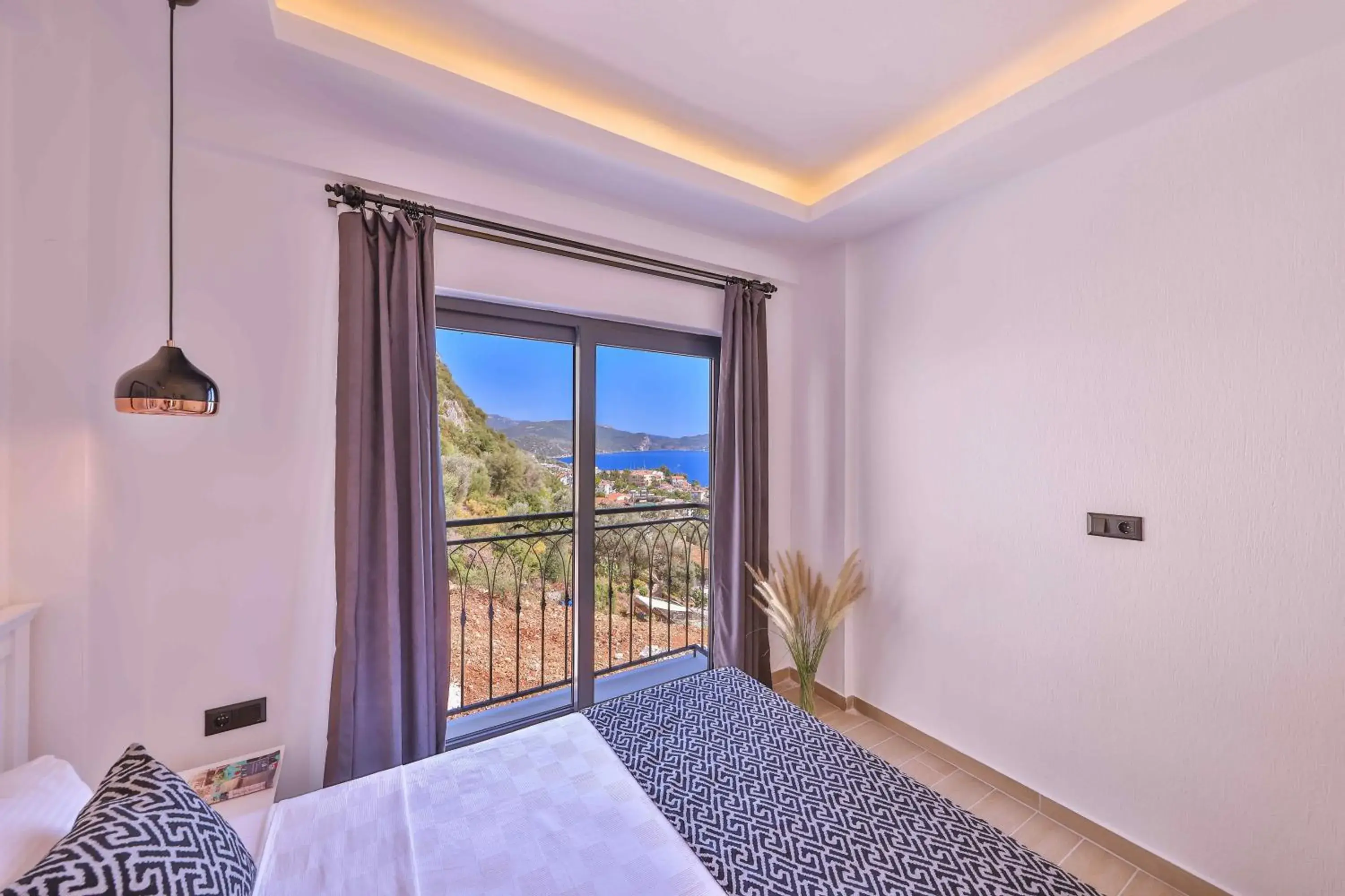 Bed in Lobelya Suites Bed in Lobelya Suites