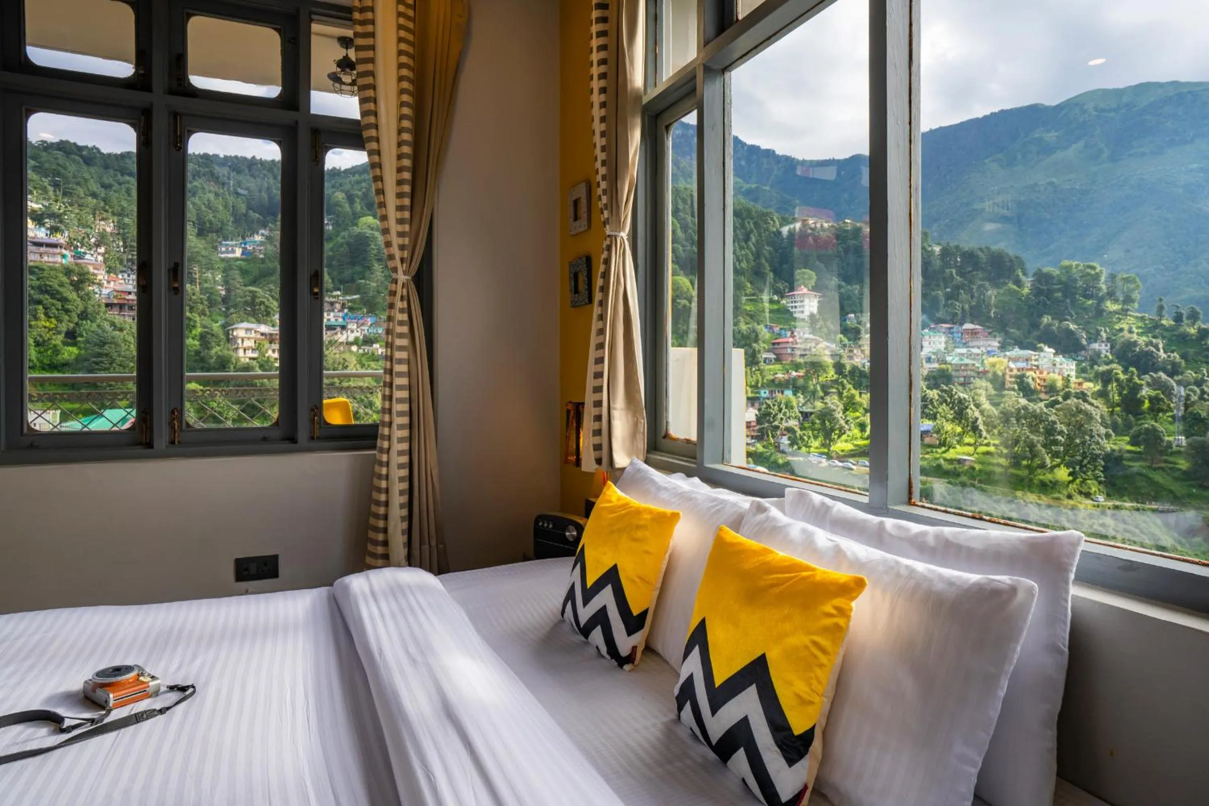 Bed in Zostel McLeodganj