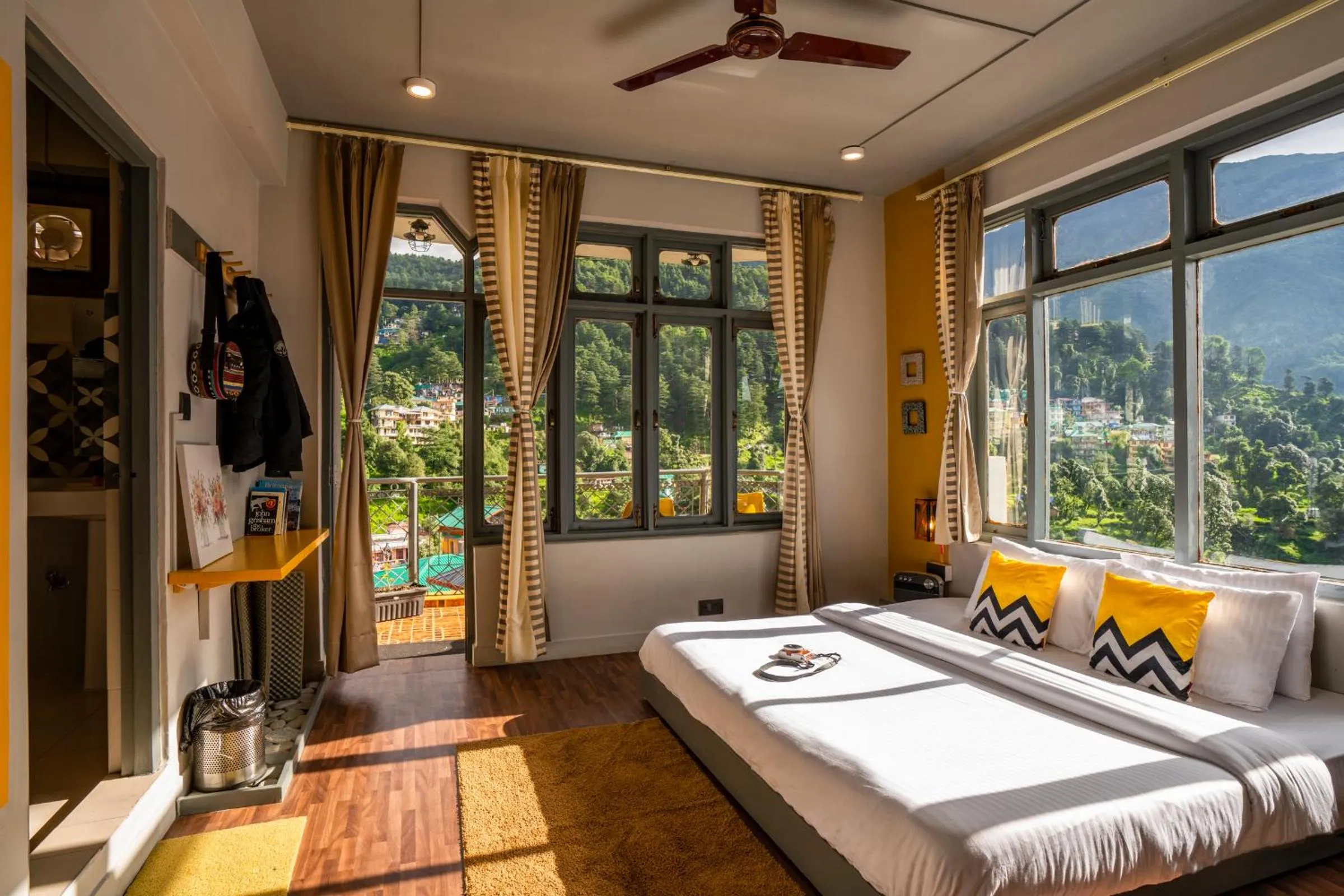 Bed in Zostel McLeodganj