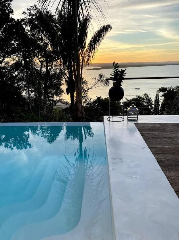 Pool view in VILAS de LUXO