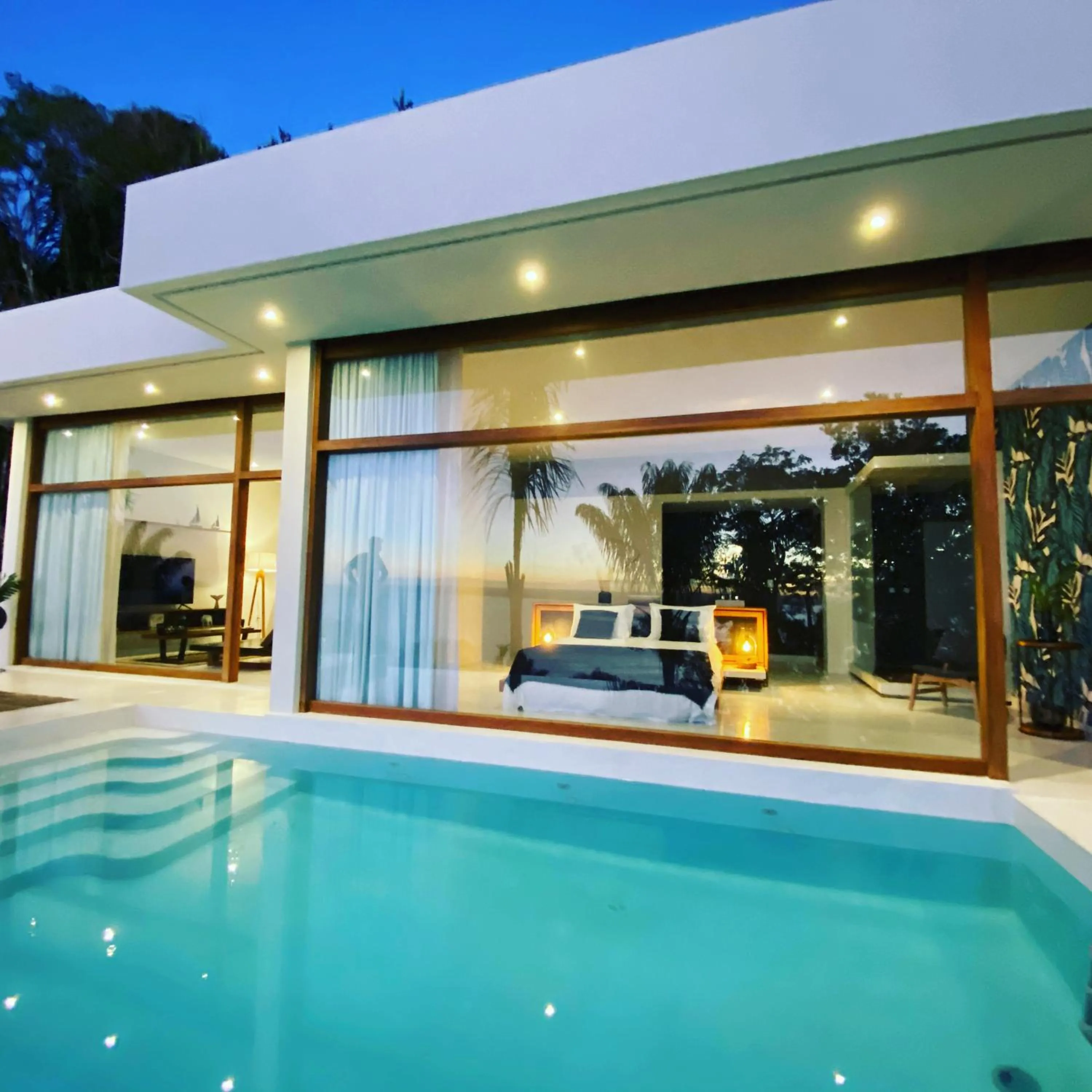 Pool view in VILAS de LUXO