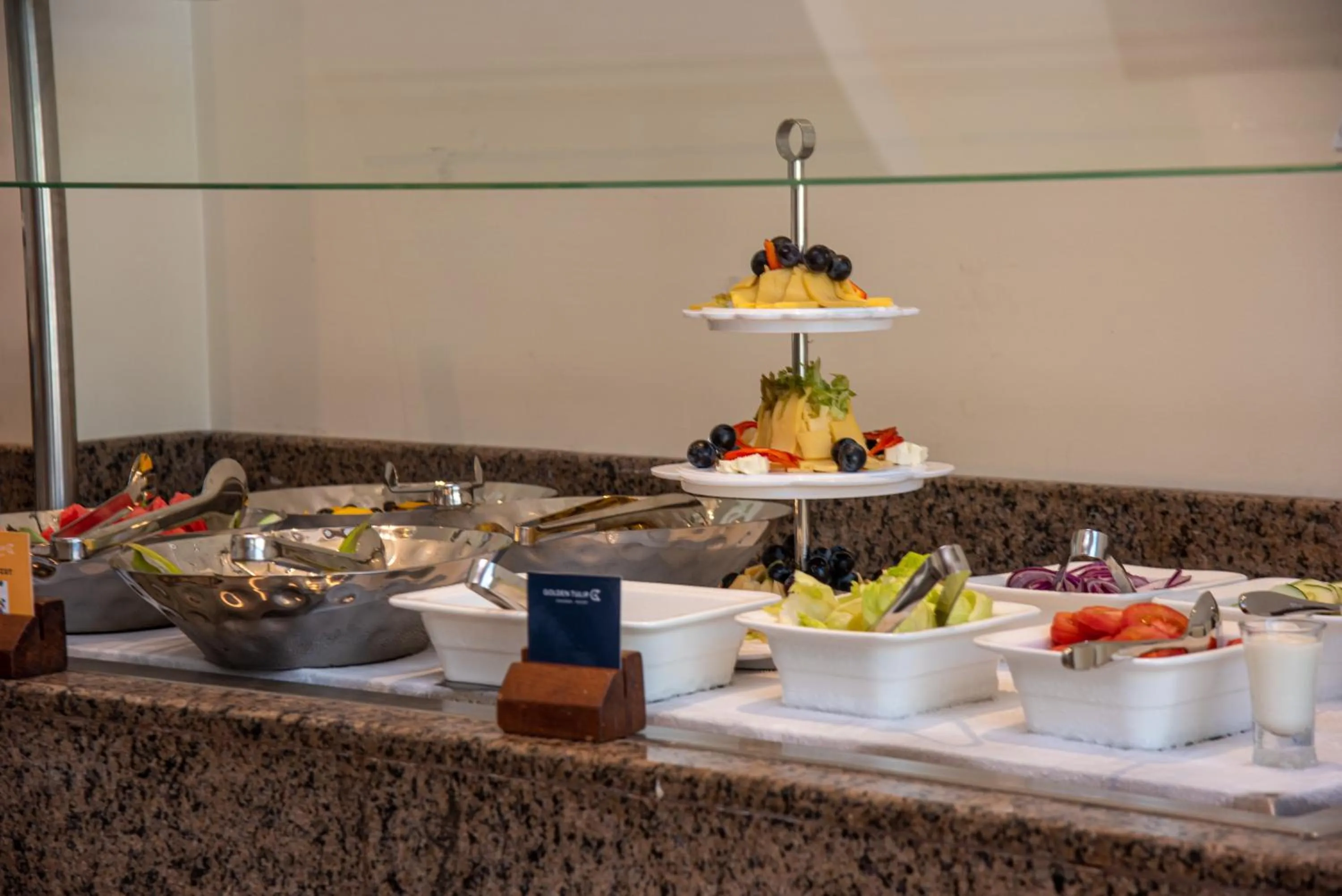 Food and drinks in Golden Tulip Zanzibar Airport Hotel & Spa