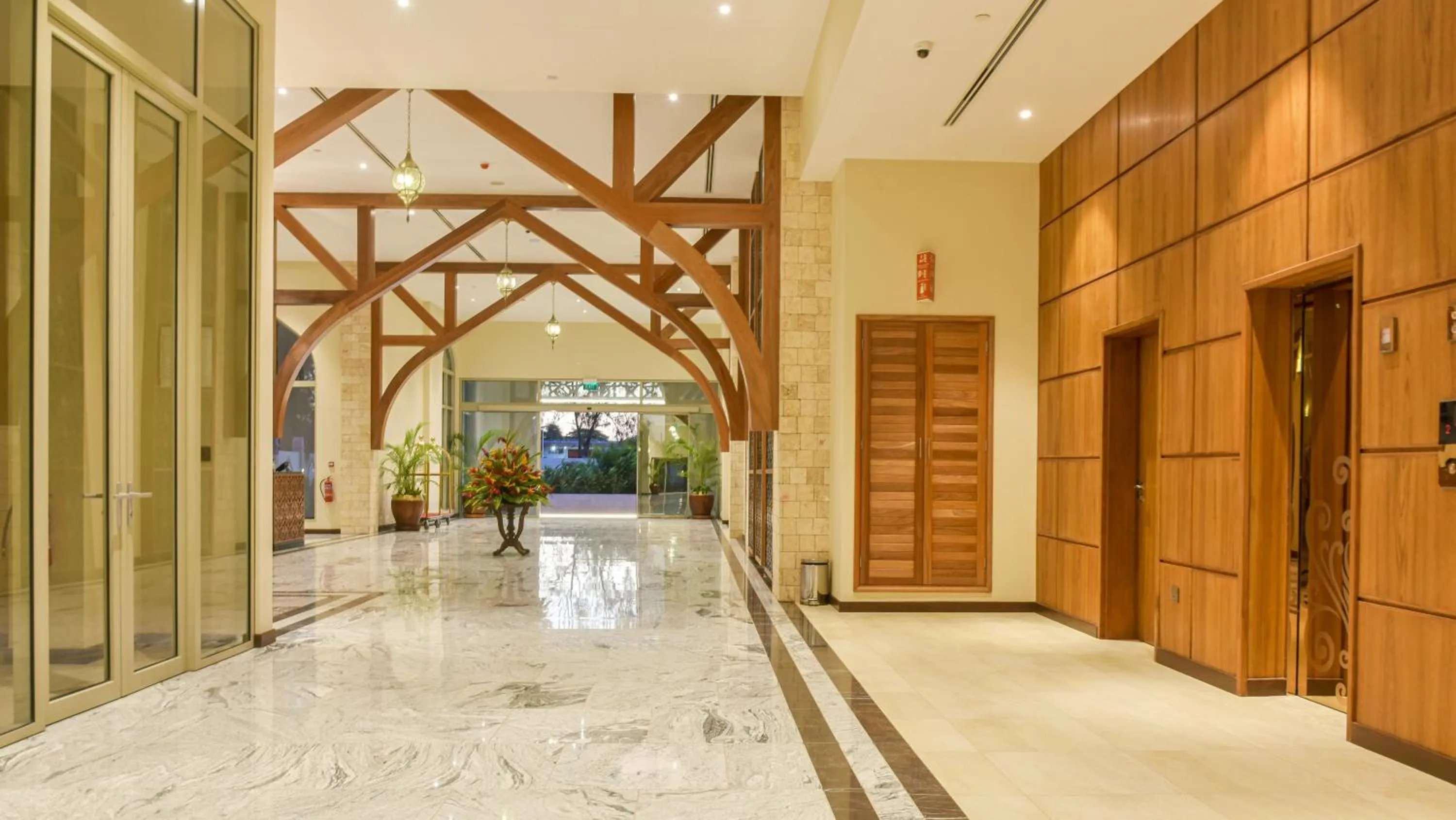 Lobby or reception in Golden Tulip Zanzibar Airport Hotel & Spa