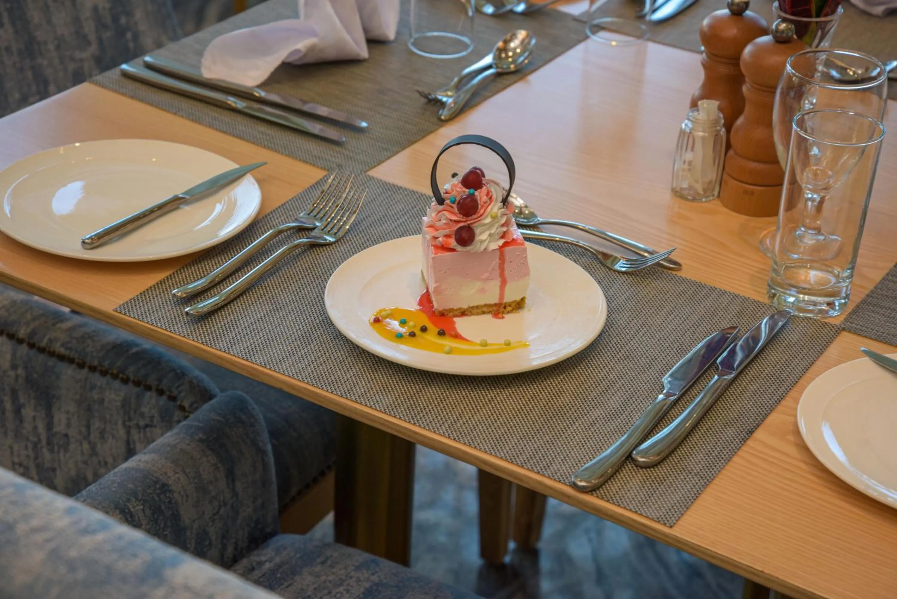 Food and drinks in Golden Tulip Zanzibar Airport Hotel & Spa