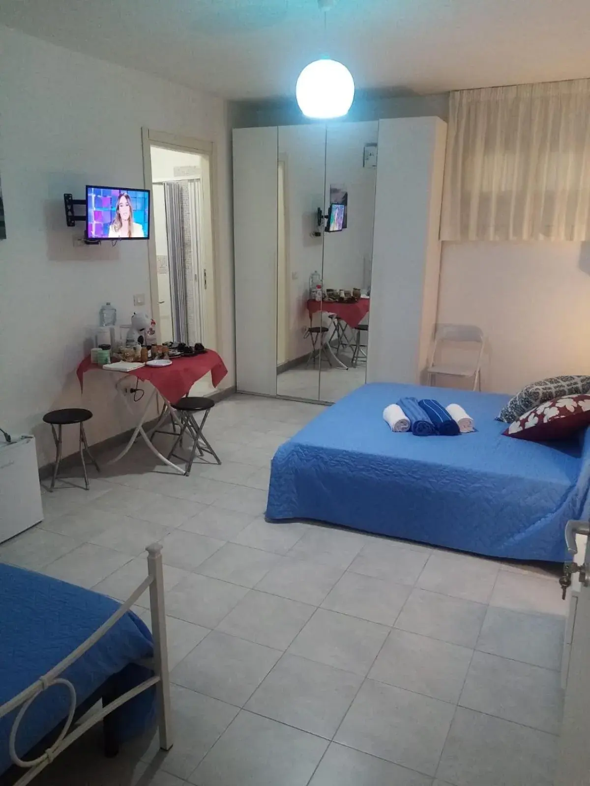 Double Room with Extra Bed in Casa di Ale Double Room with Extra Bed in Casa di Ale