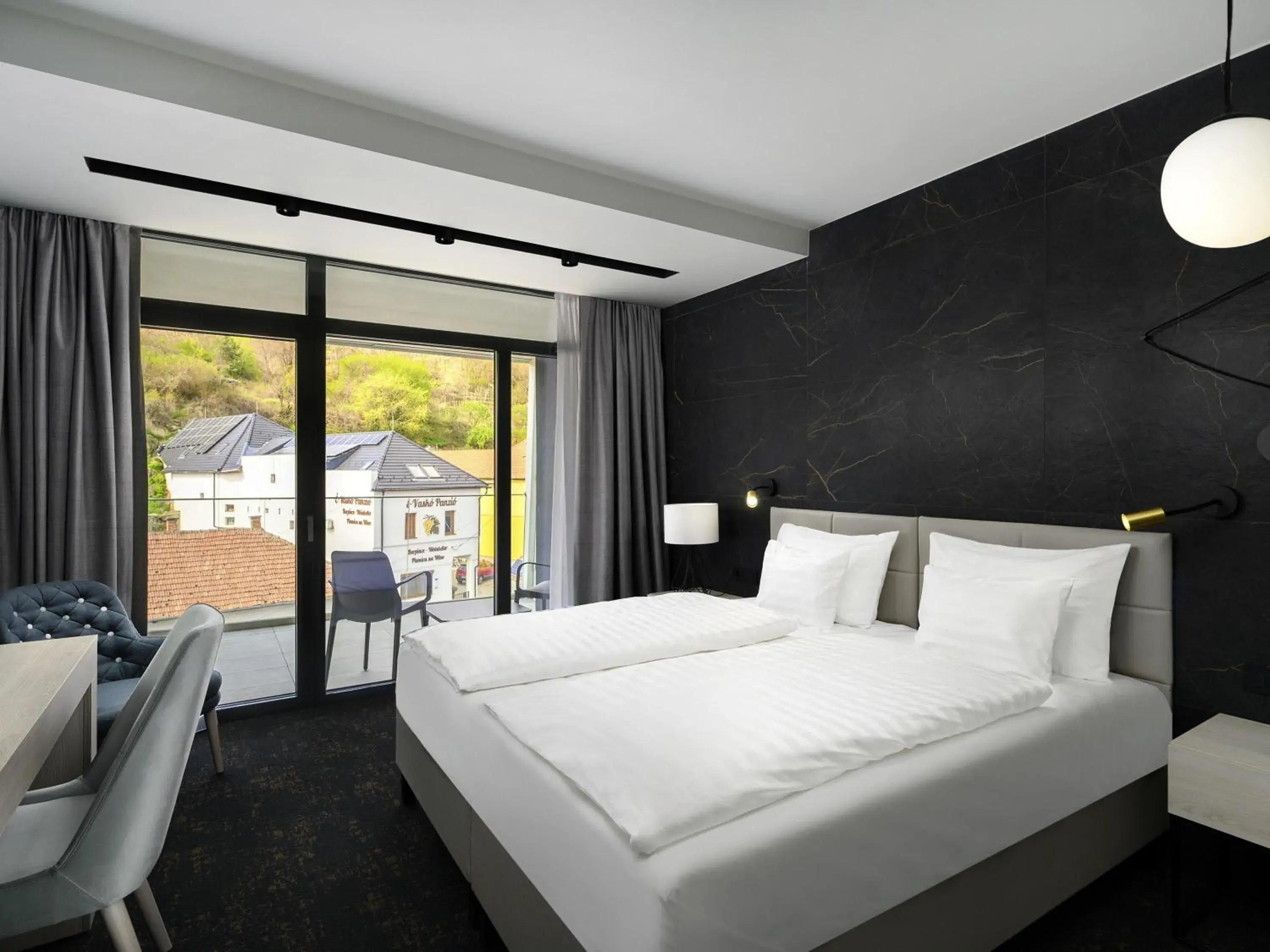 Bedroom, Bed in Mercure Tokaj Center Bedroom, Bed in Mercure Tokaj Center