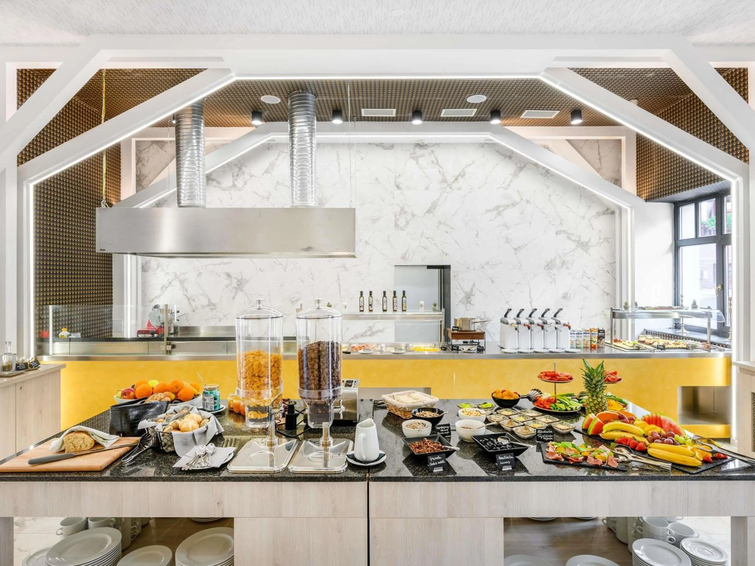 Restaurant/places to eat in Mercure Tokaj Center