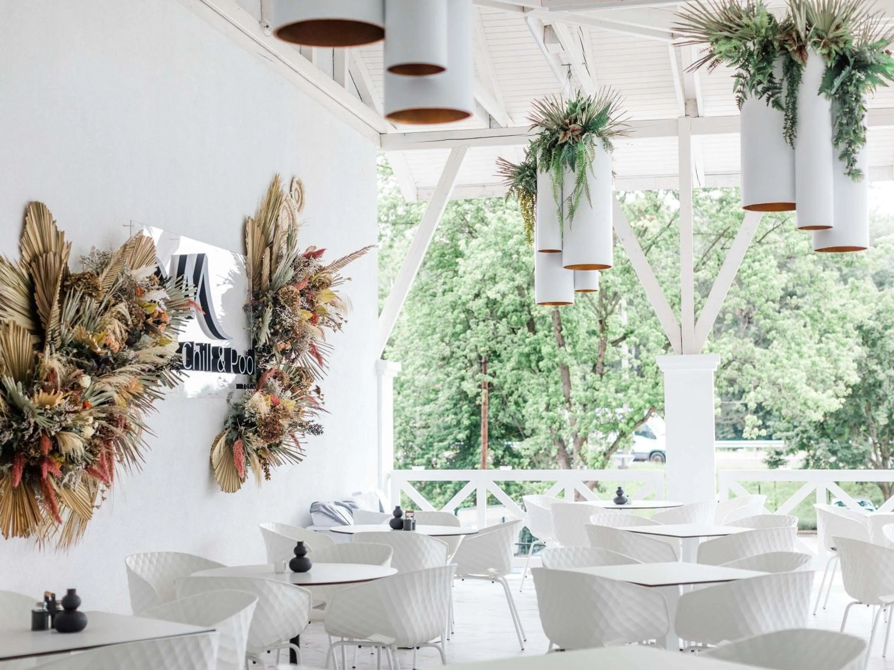 Lounge or bar in Mercure Tokaj Center