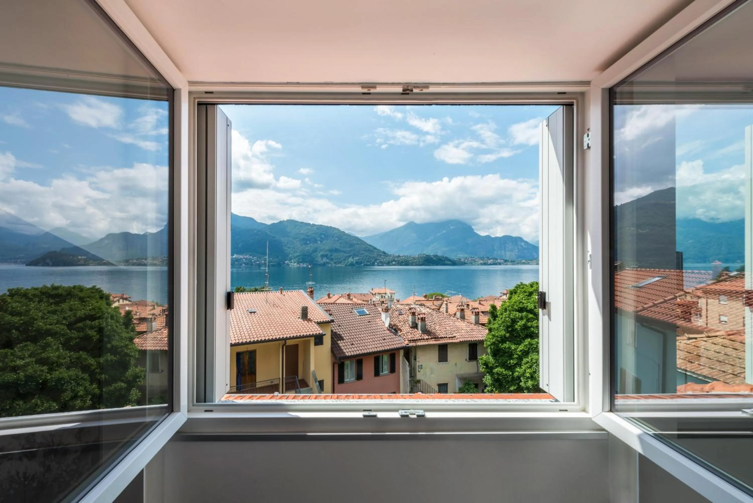 Property building in Casa Royale Appartamento Aria