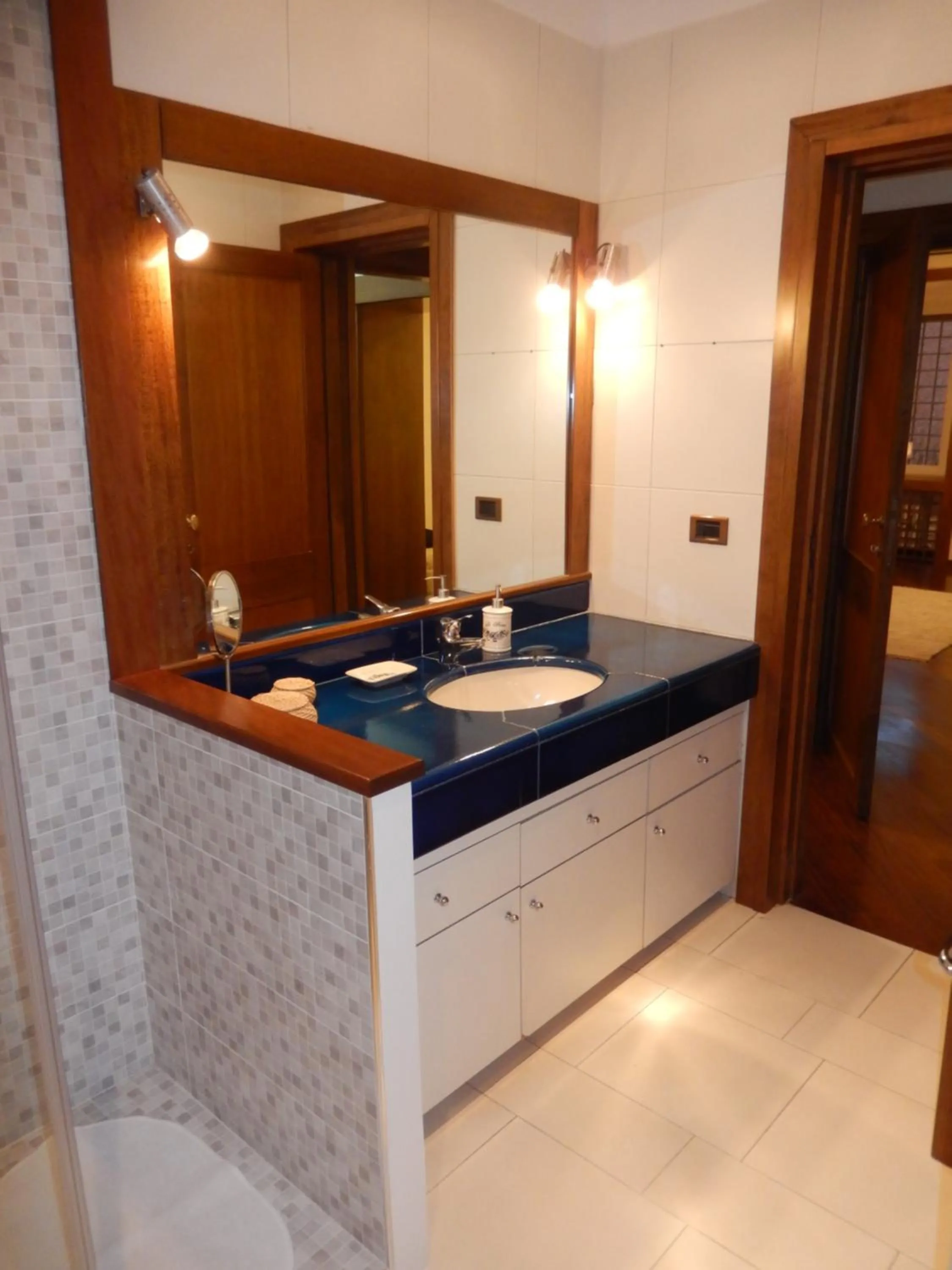 Bathroom in Colosseo Homerents 2