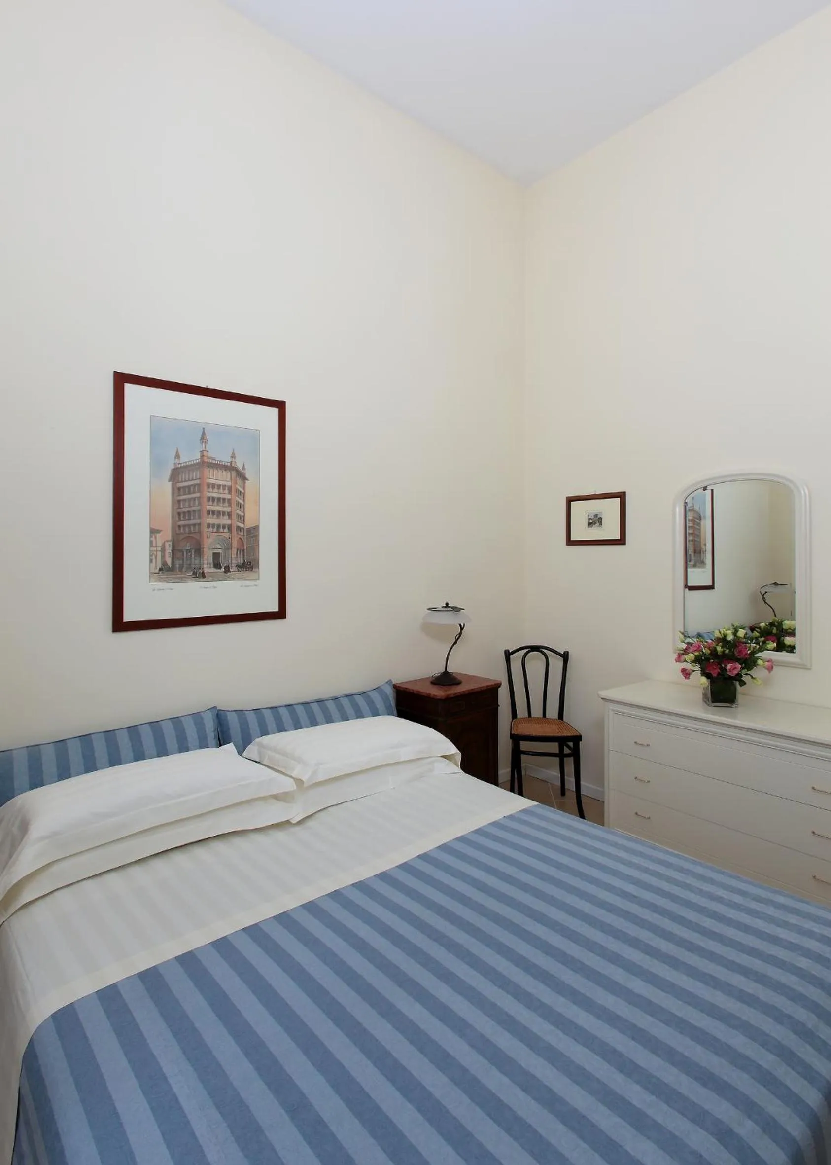 Bed in Residence Liberty