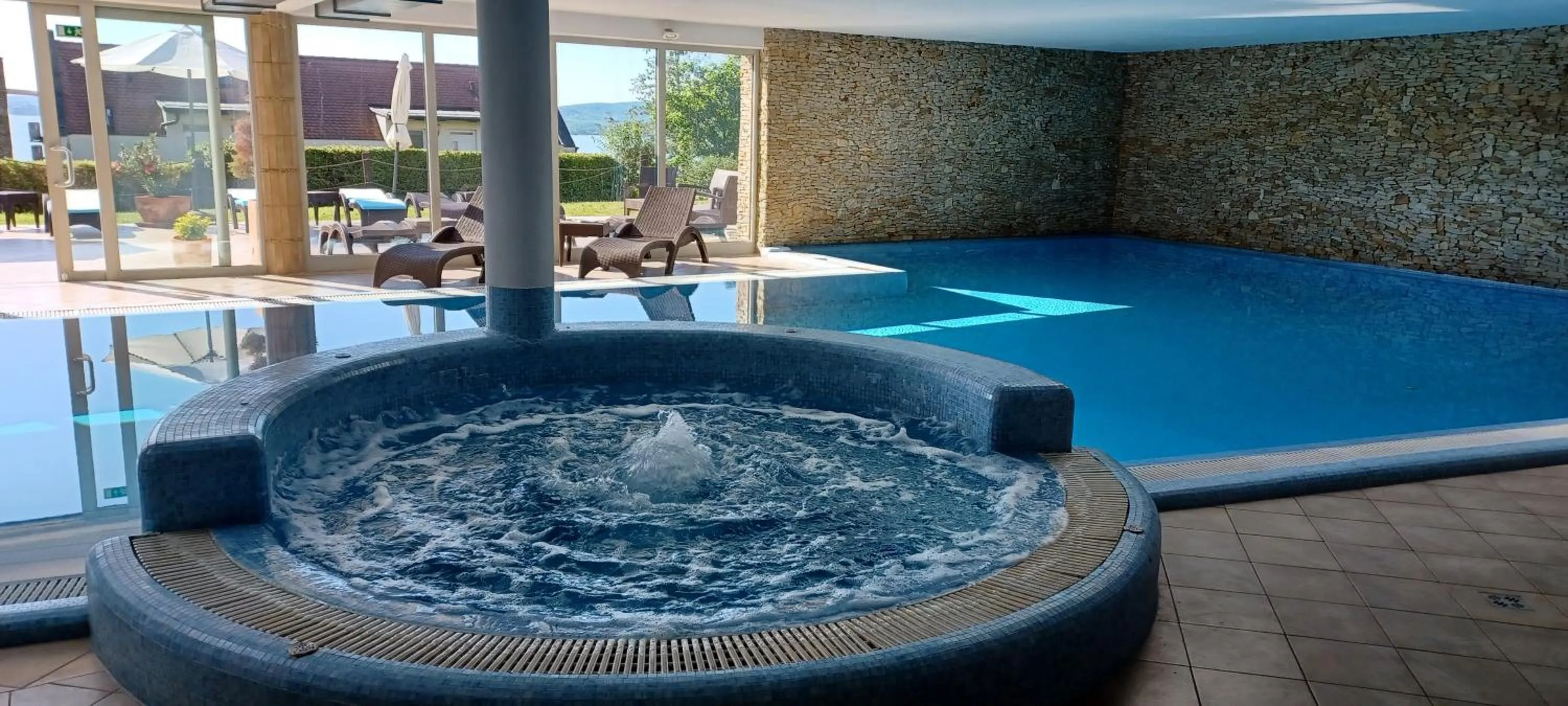 Swimming pool in Echo Residence All Suite Hotel