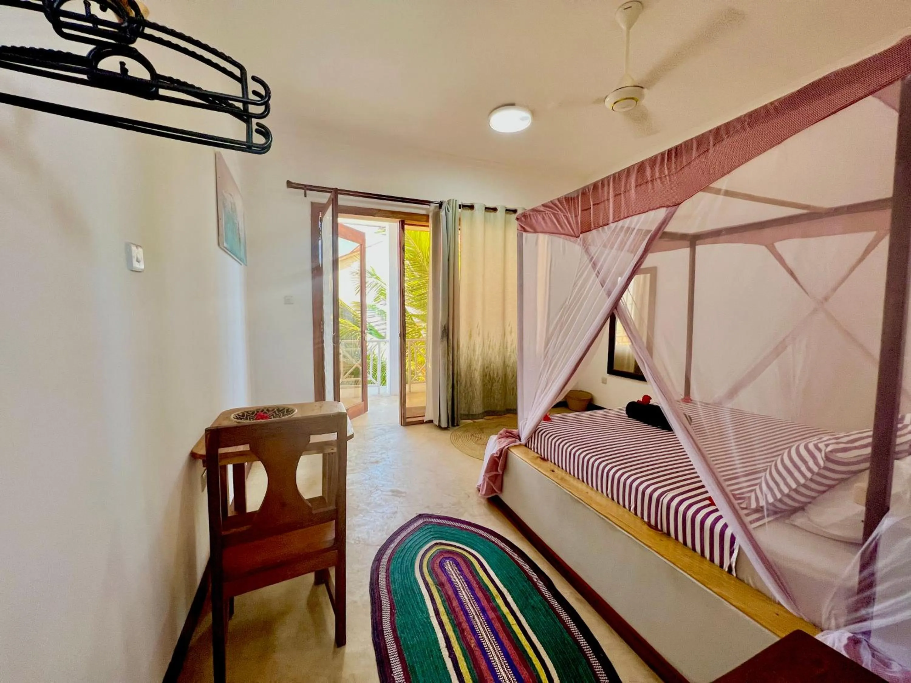 Bed in Chikachika Beach B&B