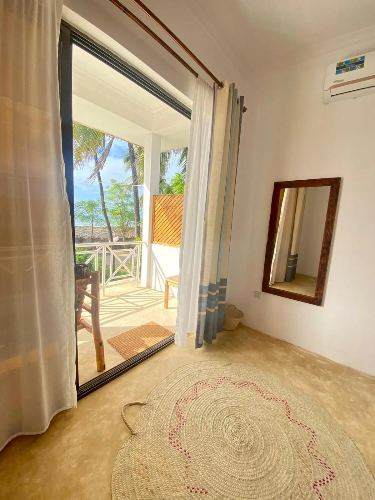 Living room in Chikachika Beach B&B