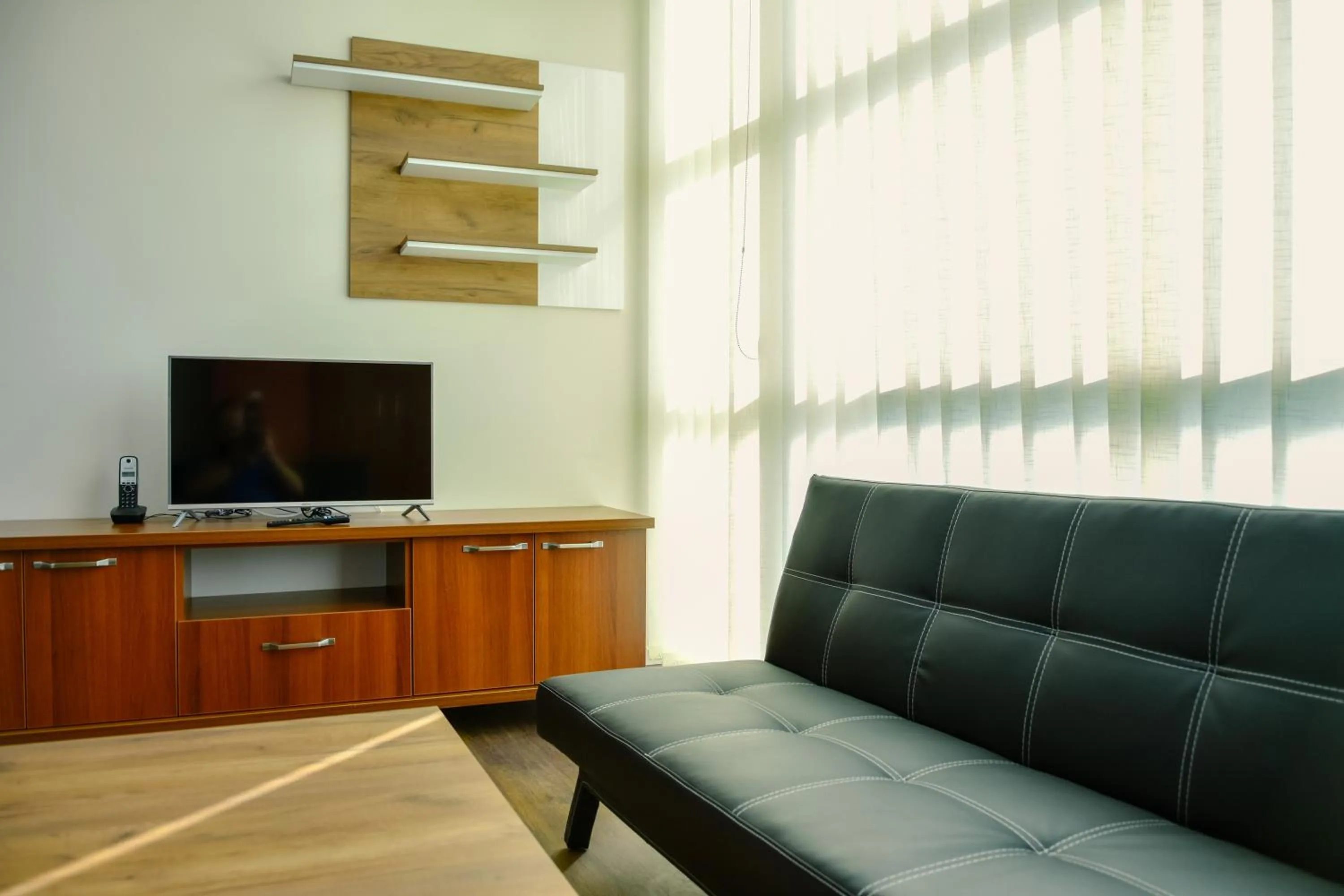 Communal lounge/ TV room in Hotel Story