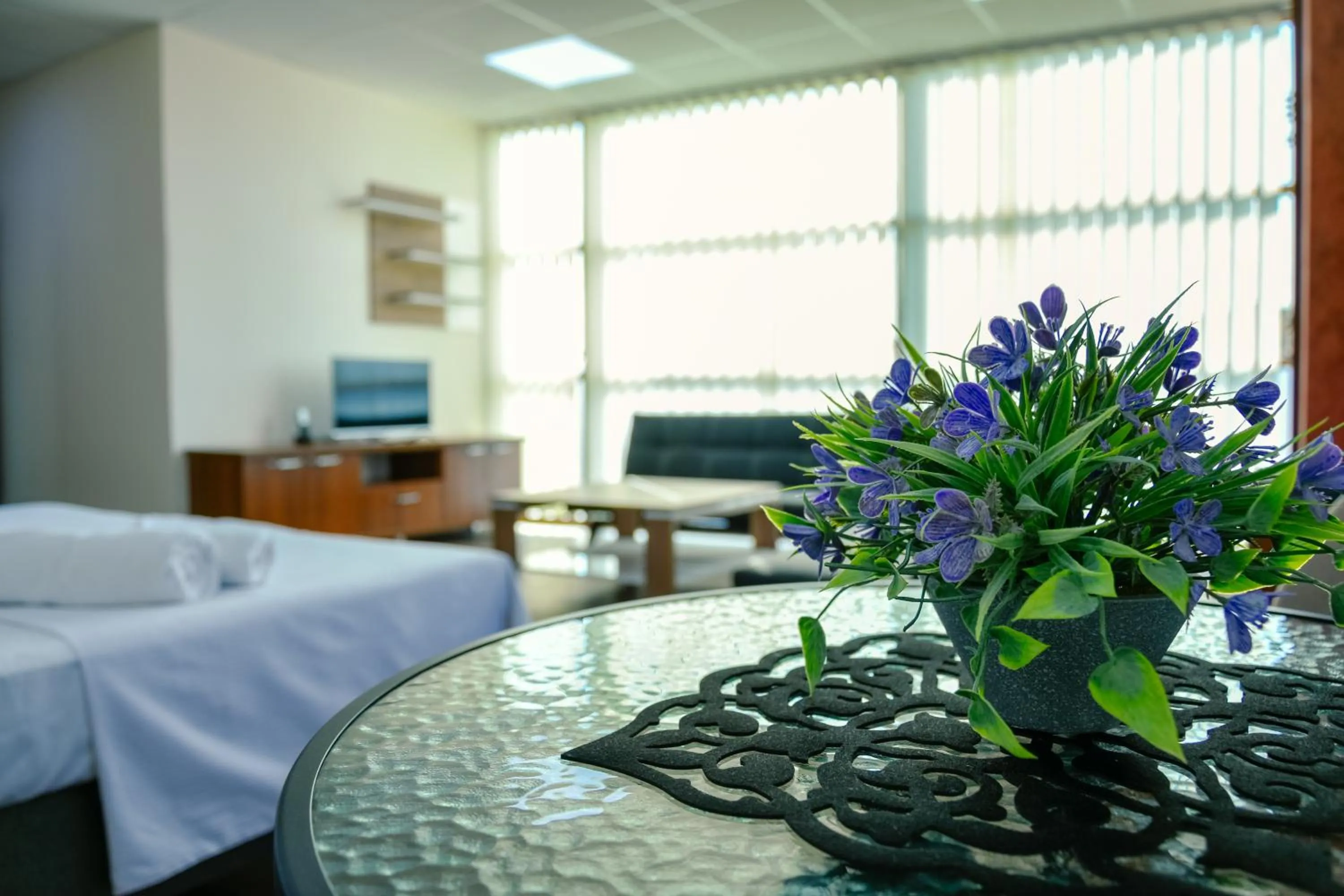 Photo of the whole room, Bed in Hotel Story