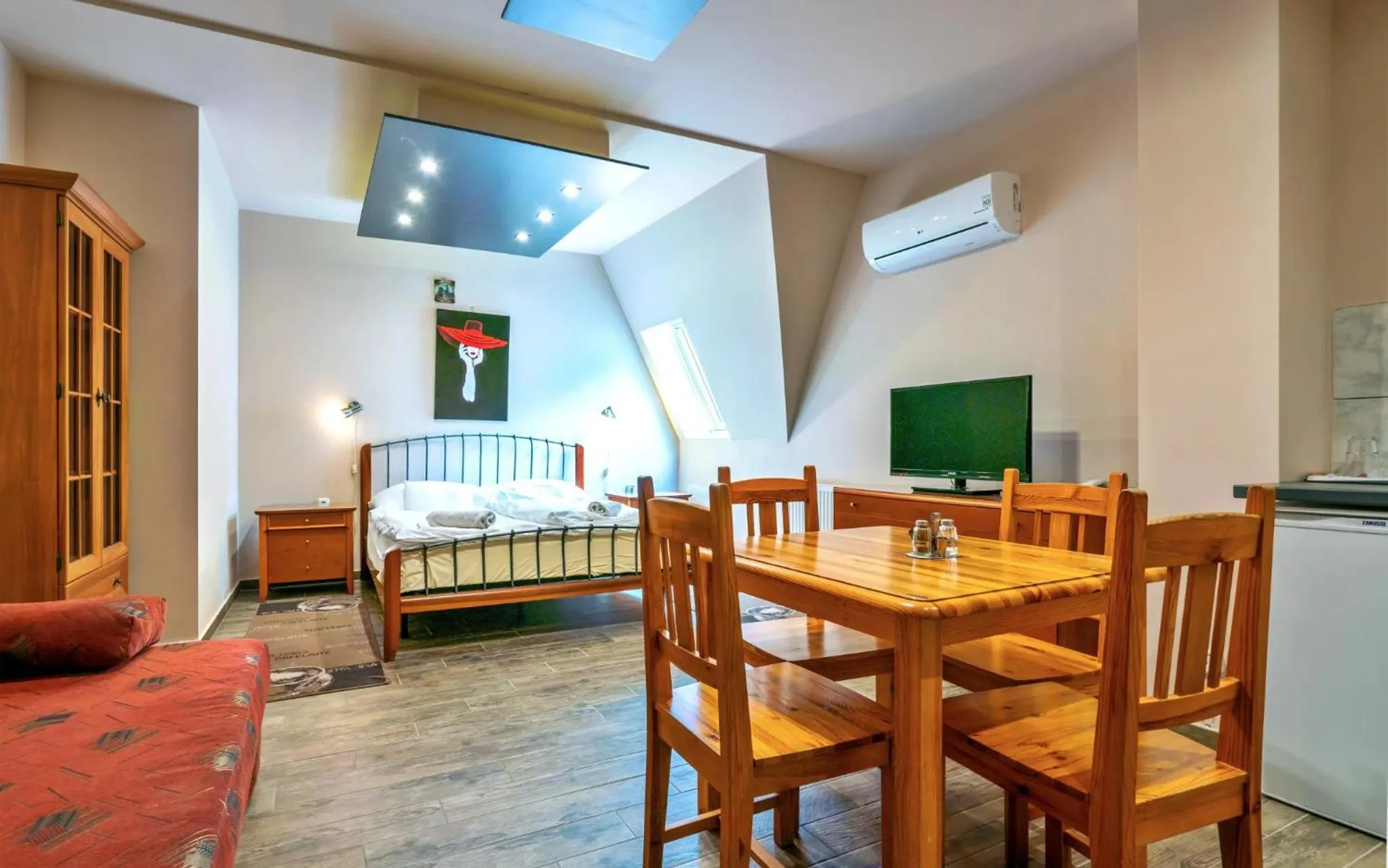 Coffee/tea facilities, Bed in Thermal Panzió Sárvár